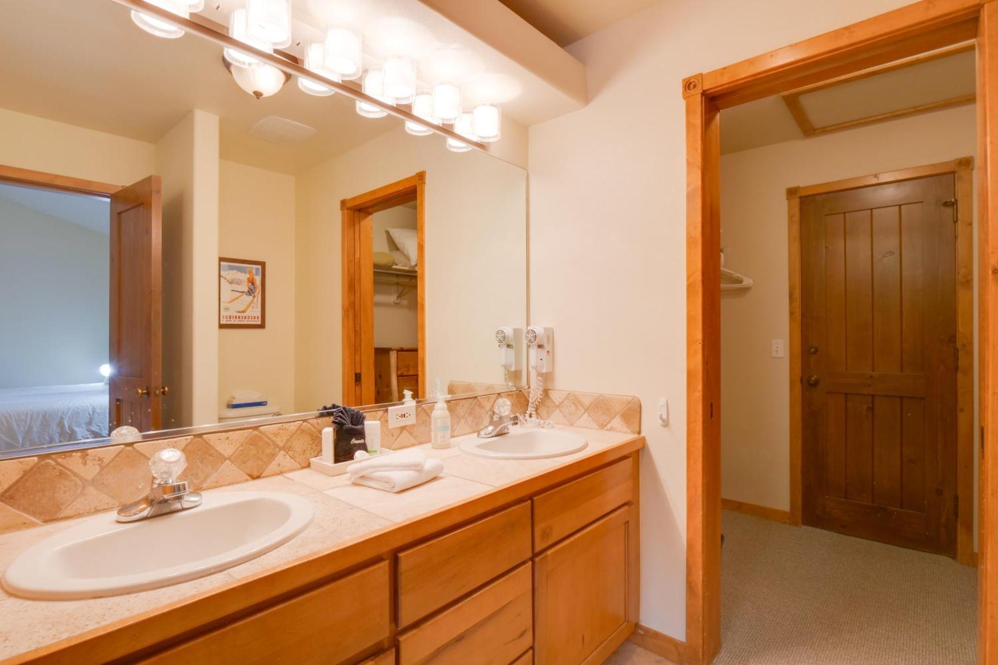Pinos 22c By Great Western Breckenridge