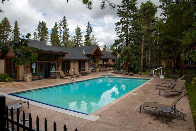 Timbernest A9 By Great Western Holiday home