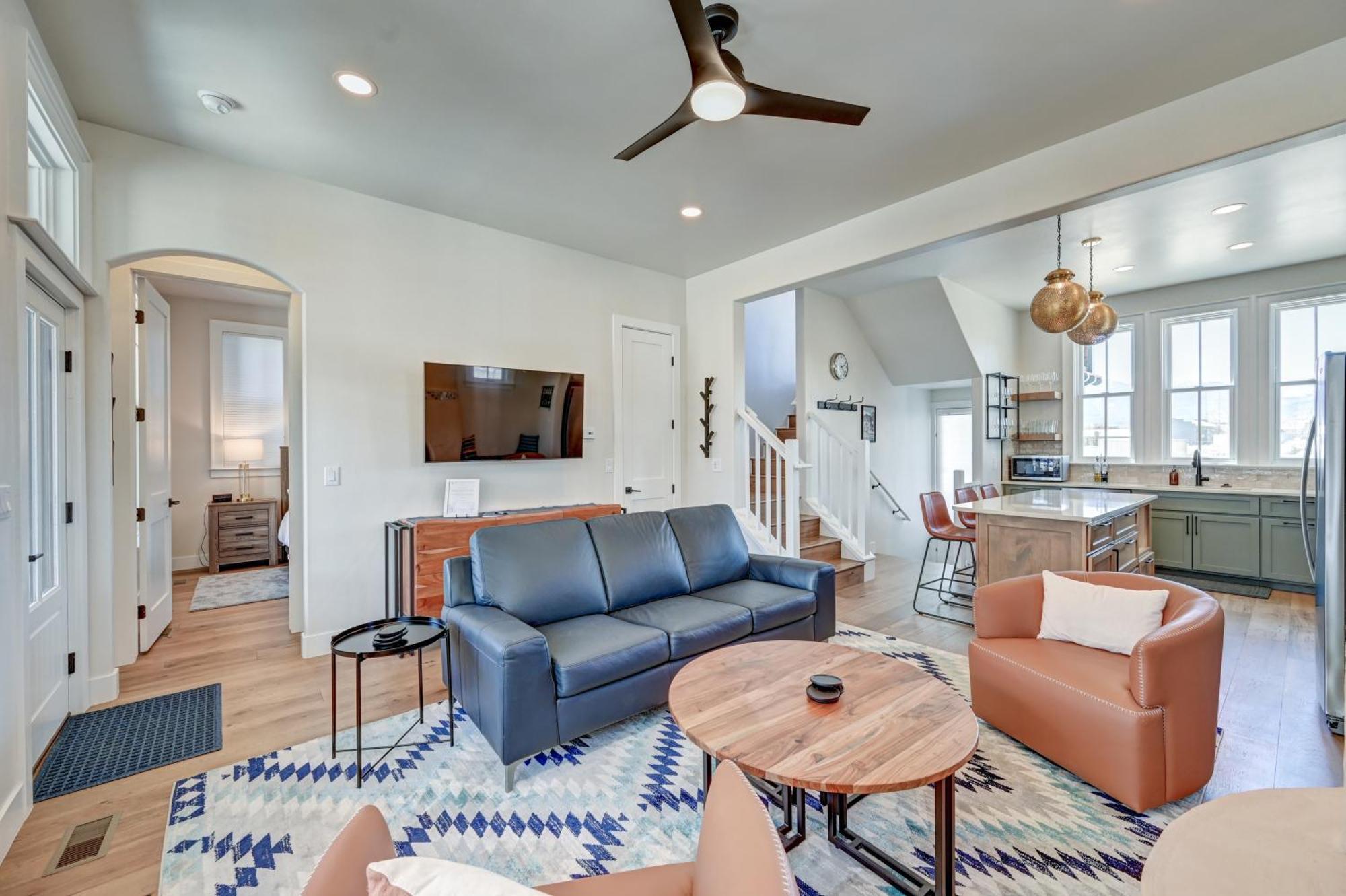 South Main Residences By Surf