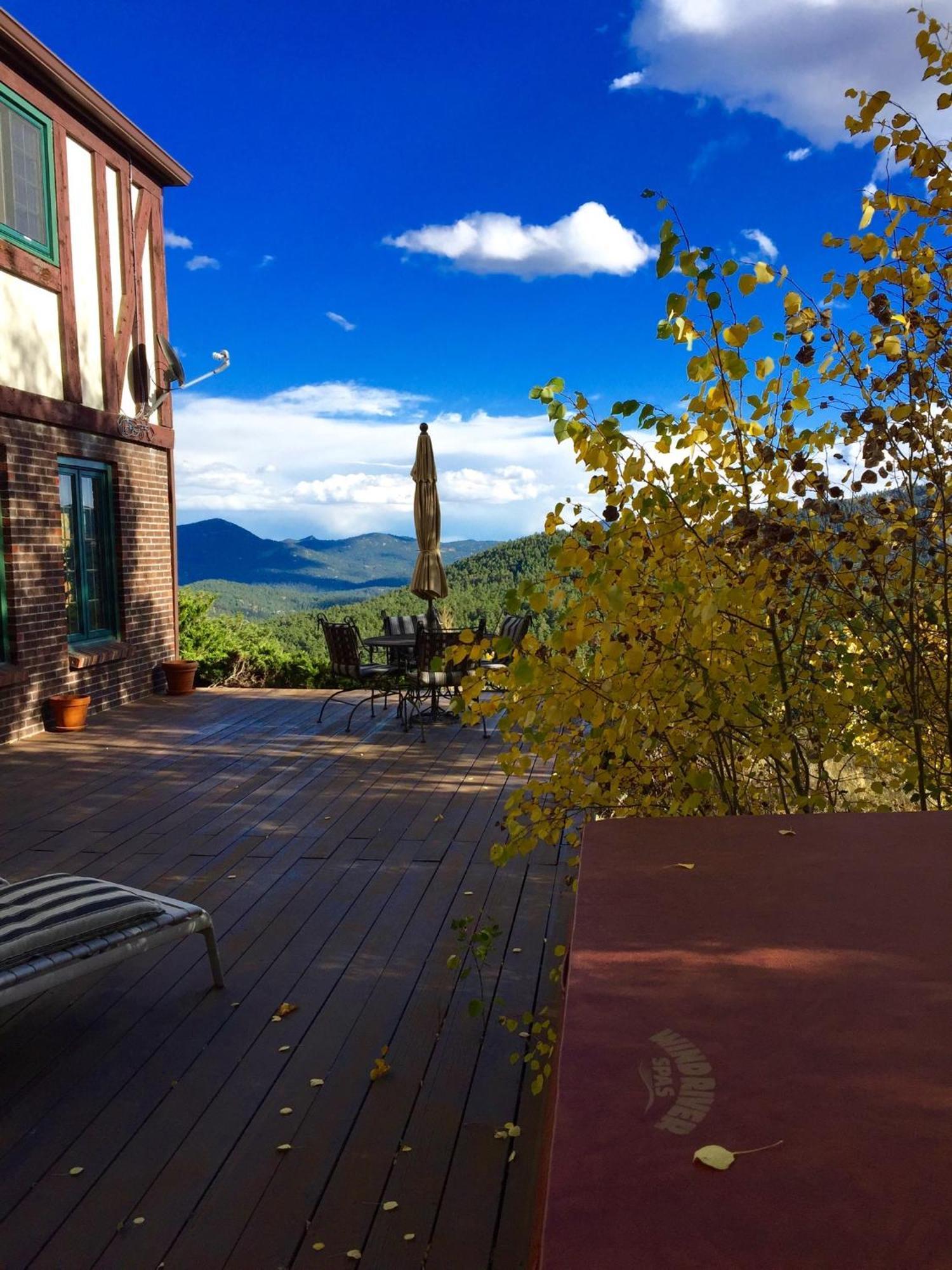 Bed & Breakfast Colorado With Beautiful Views Evergreen