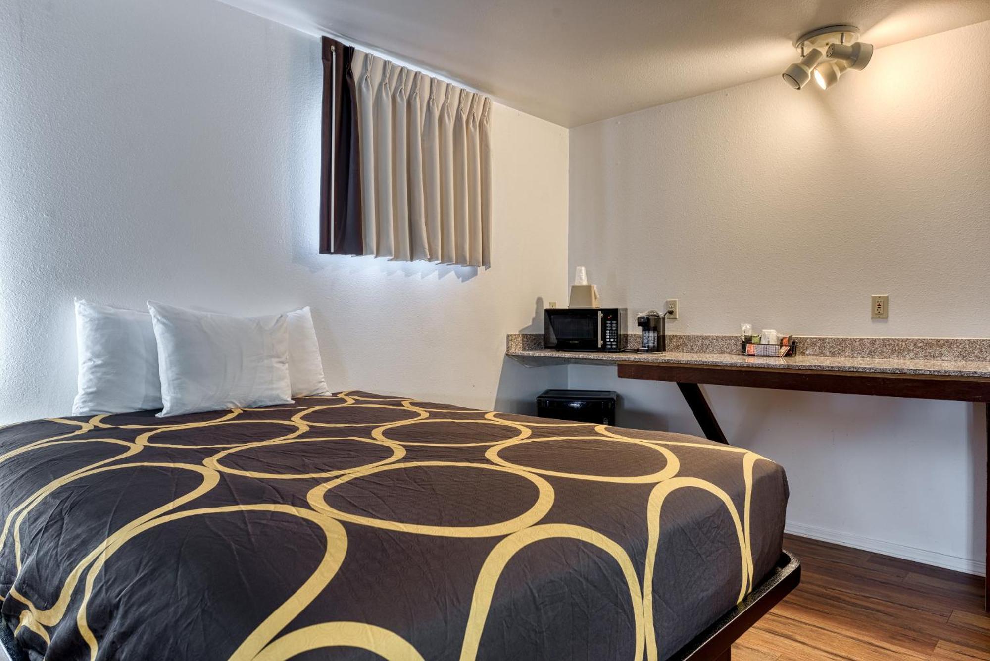 Motel Super 8 By Wyndham