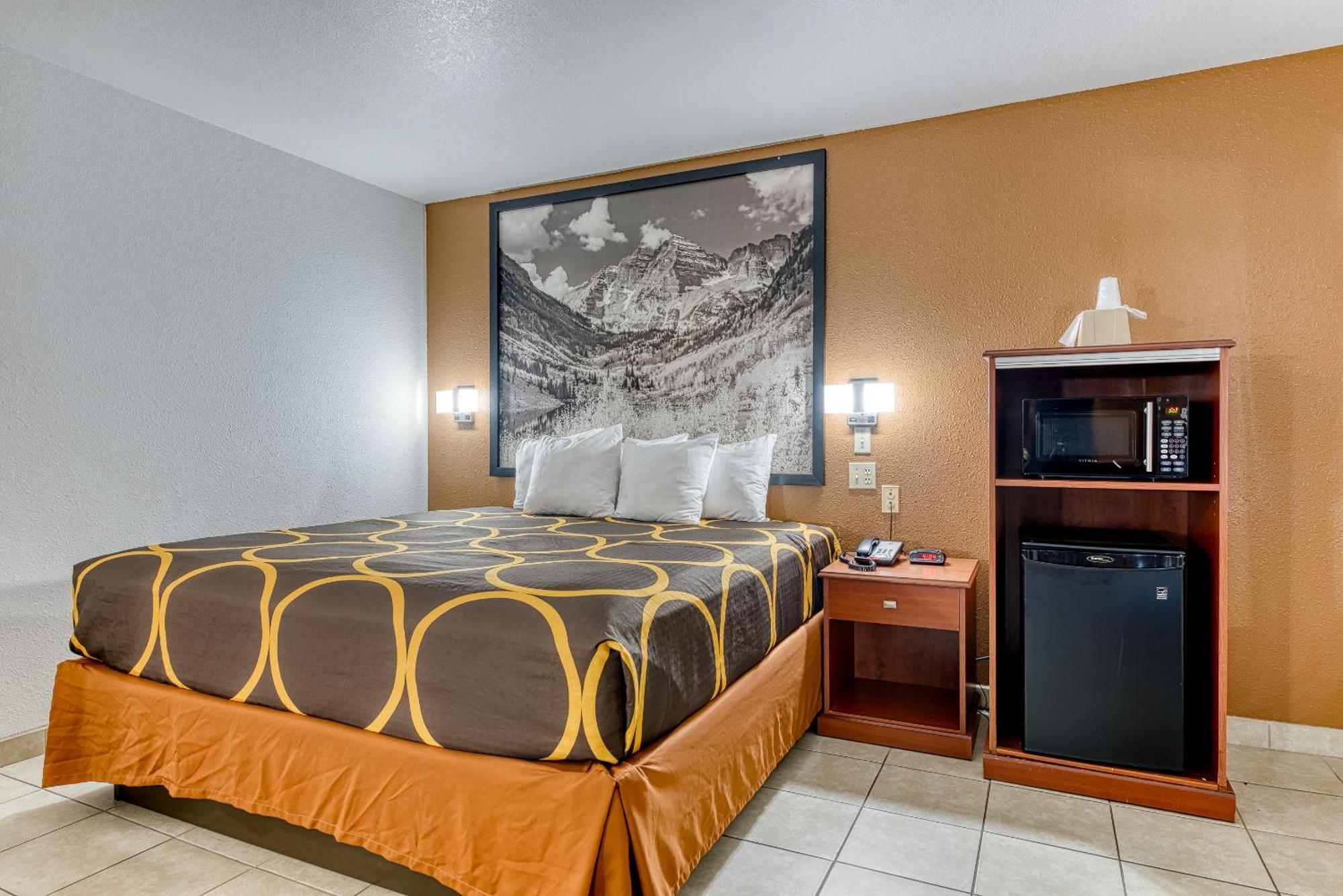 Super 8 By Wyndham