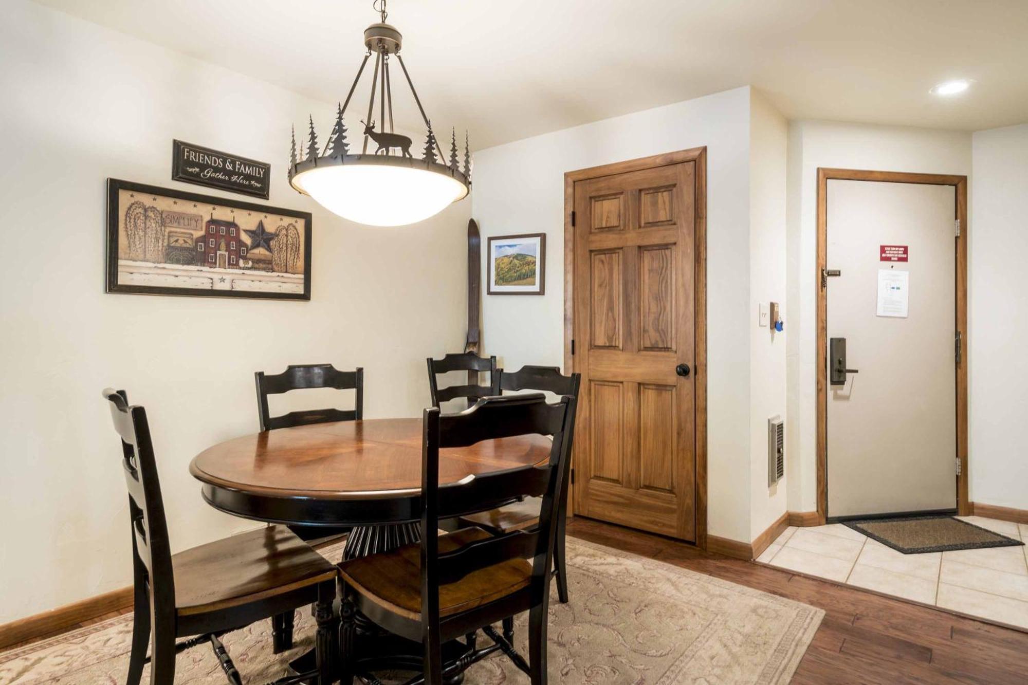 Timber Run Apartment *