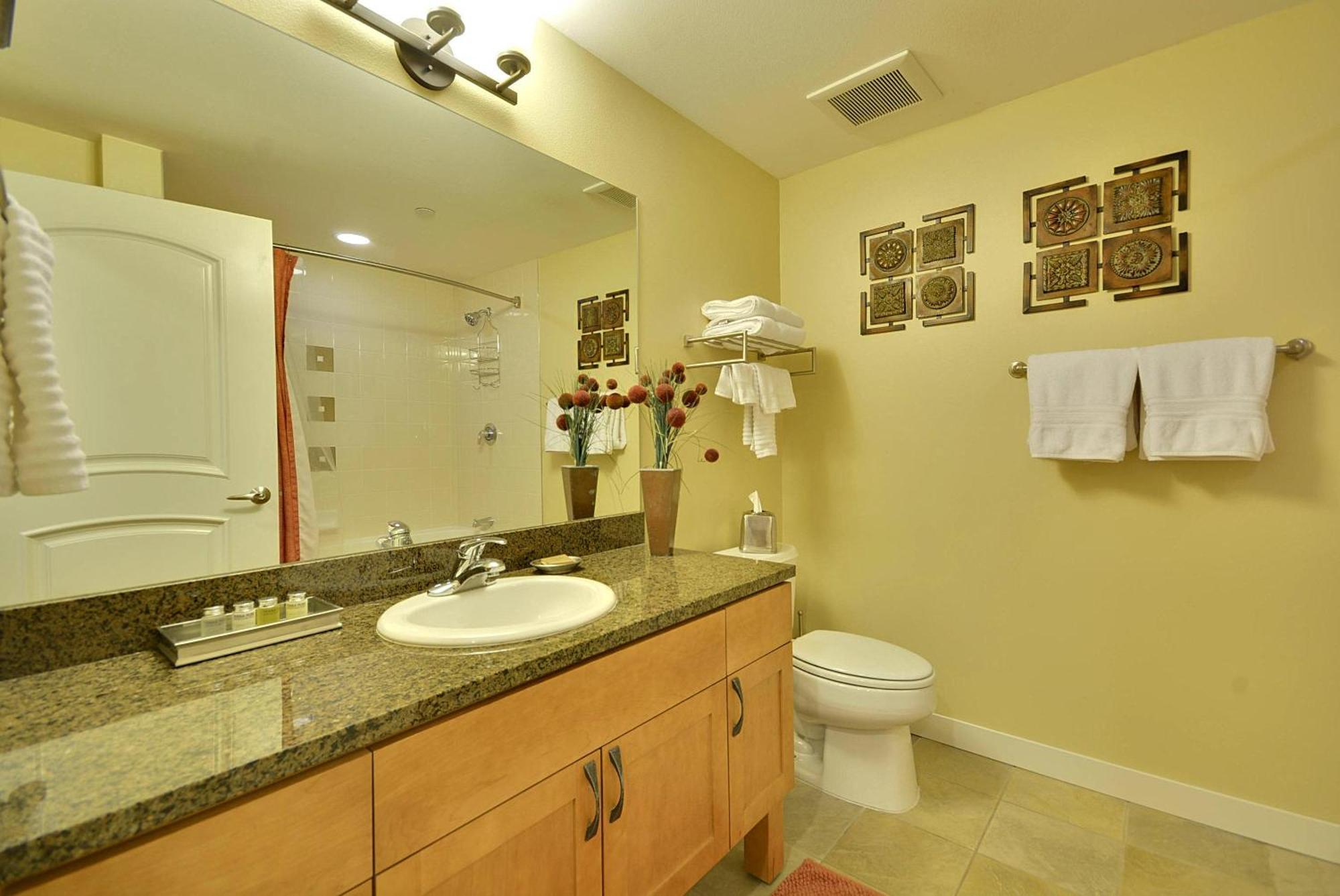 Holiday home Ski-out Luxury Condo: Mountain Views & Hot Tub Retreat Winter Park