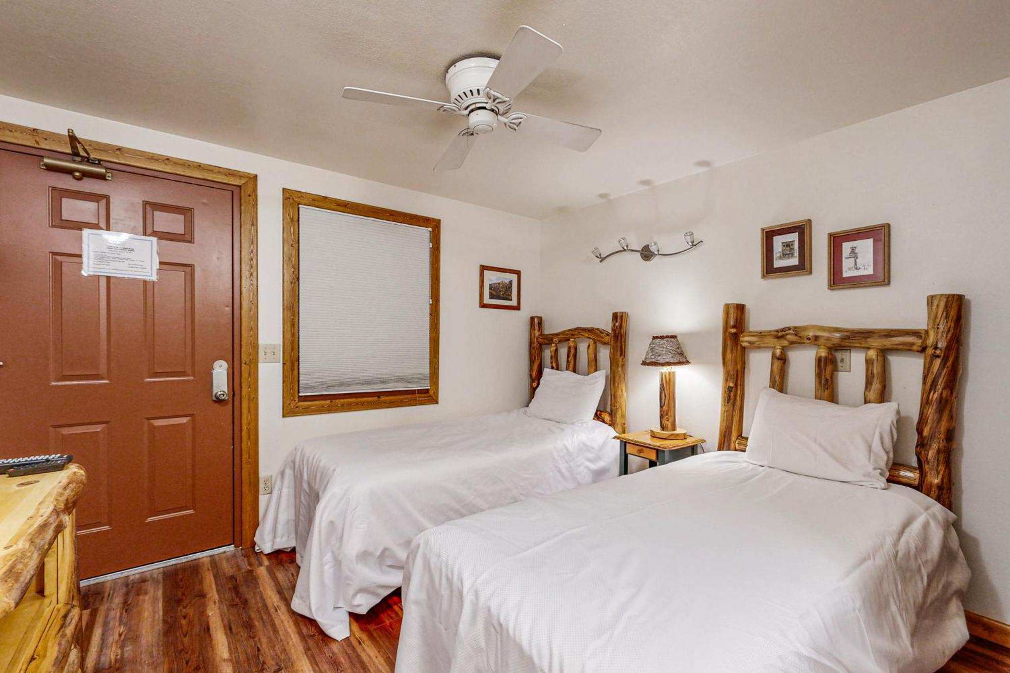 Three Seasons Apartment Crested Butte