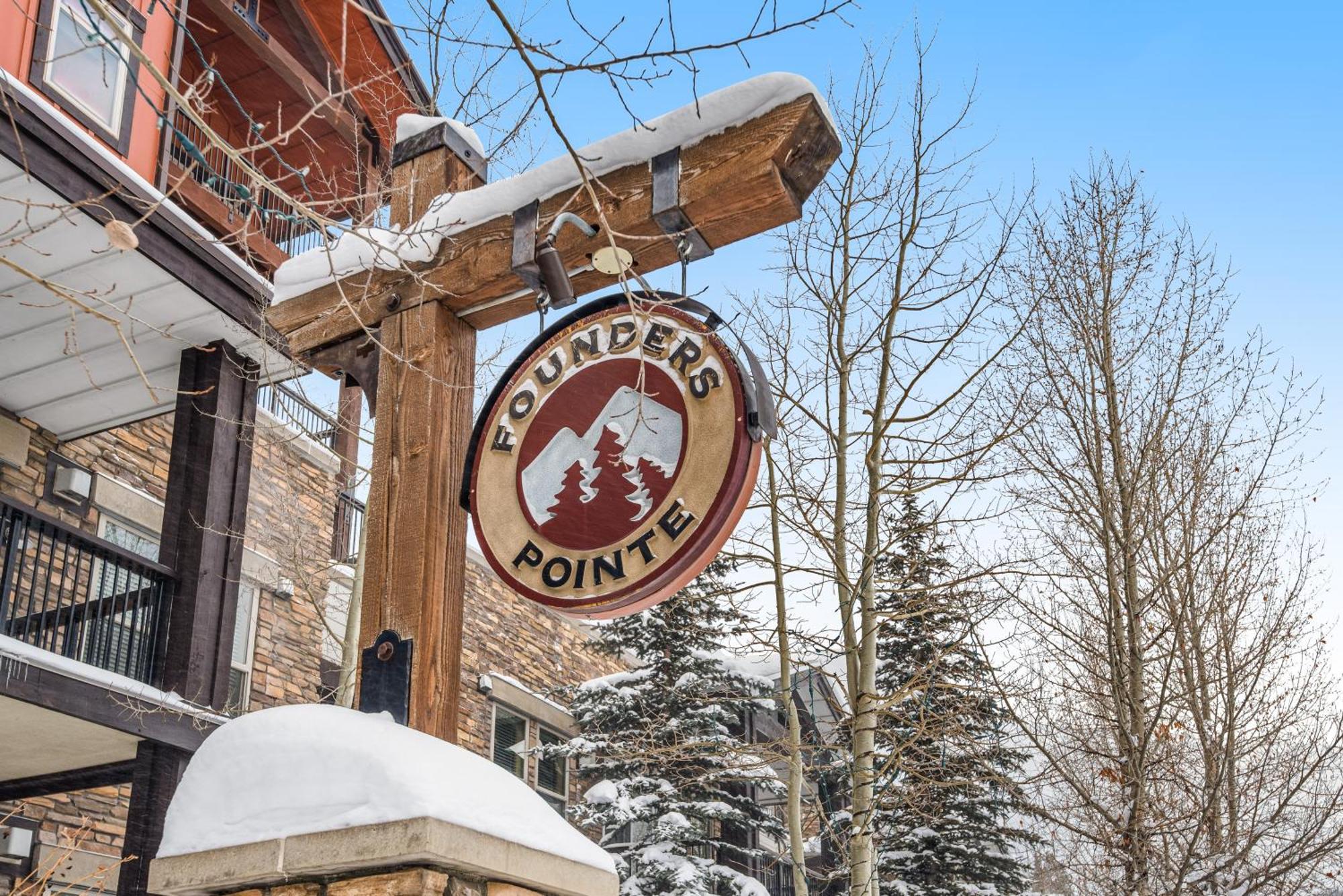 Ski-in Ski-out Modern Mountain Hotel Winter Park
