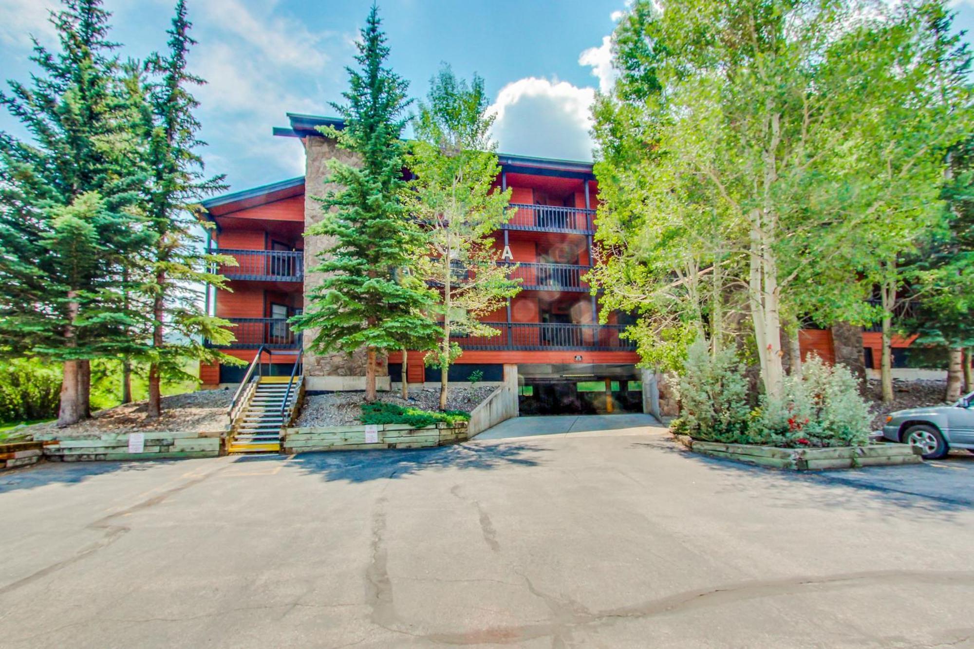 Mountainside Refresh & D257 Apartment
