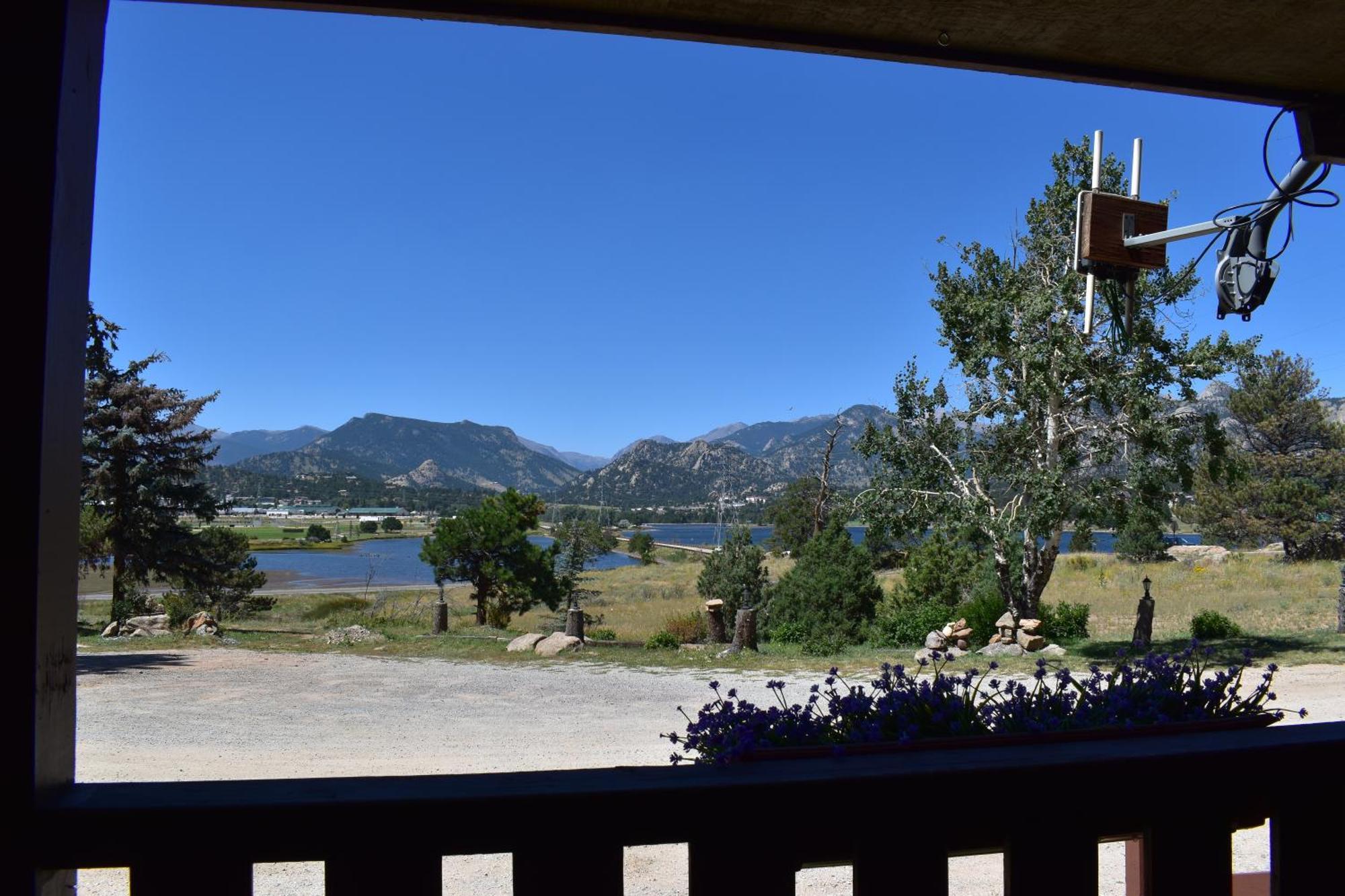 Estes Hotel 2*
