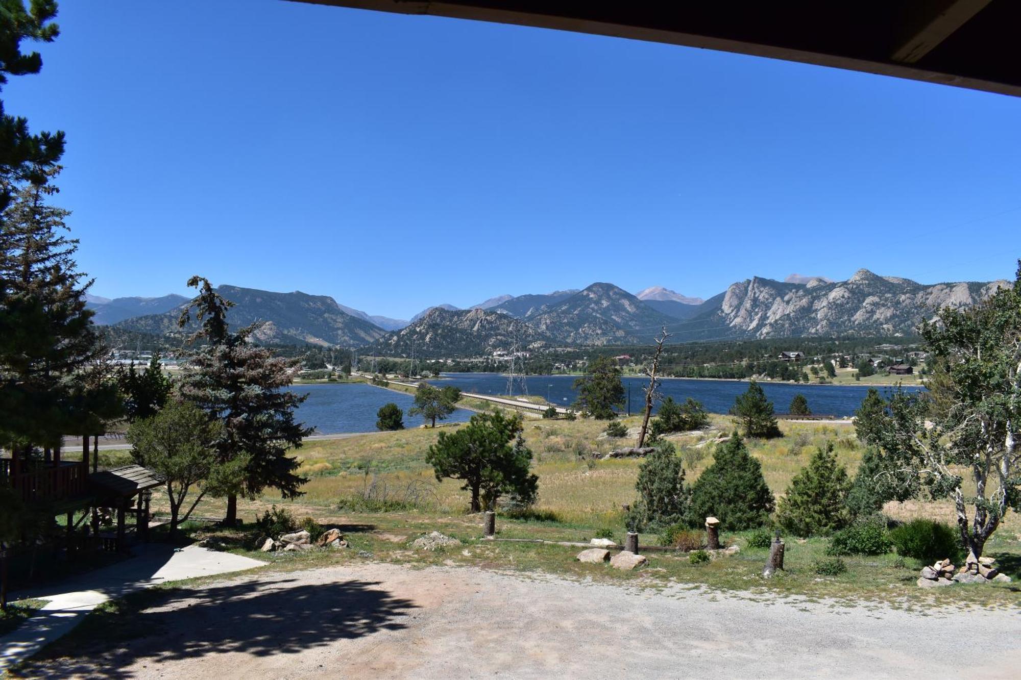 Hotel Estes