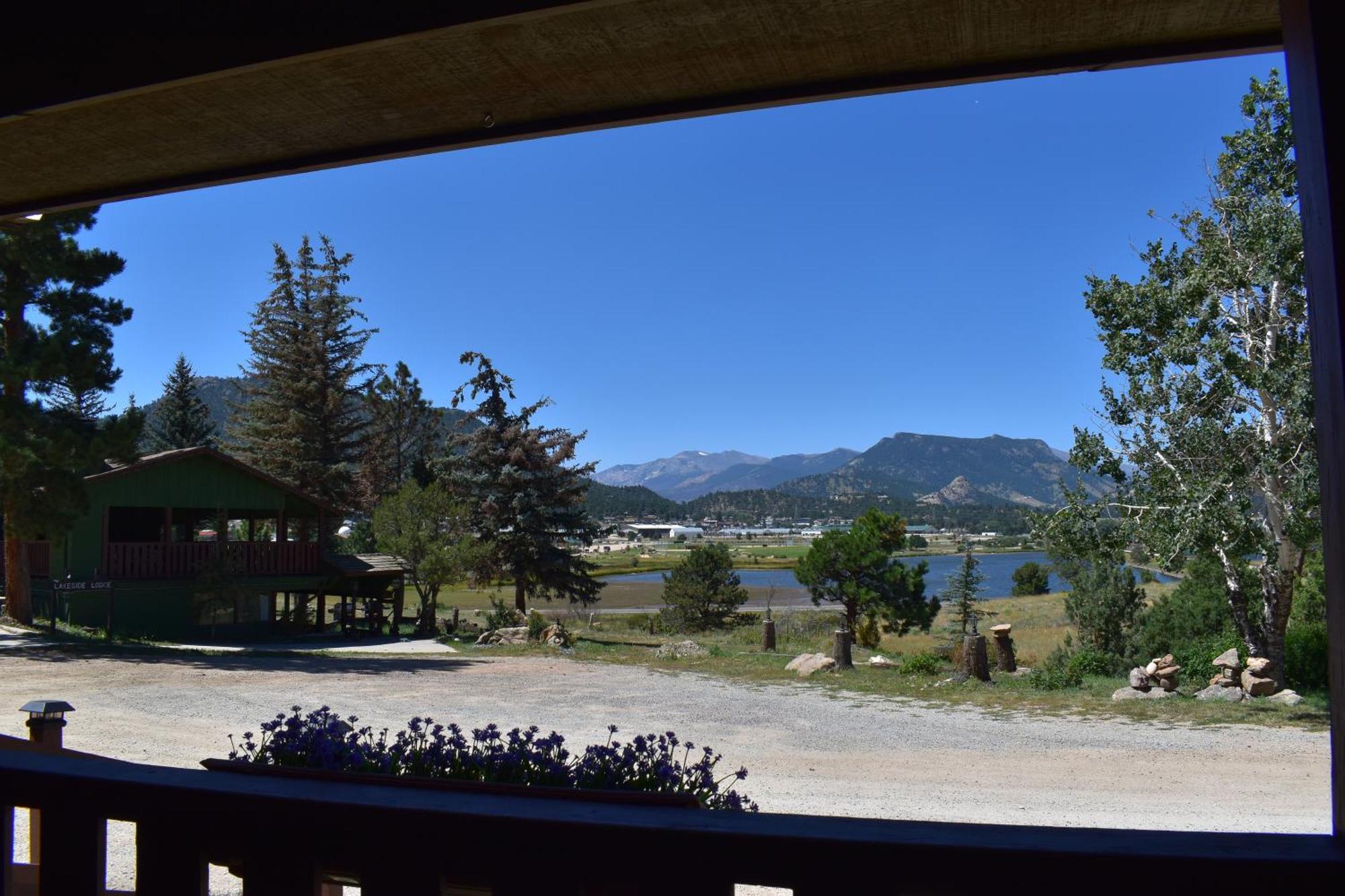 Hotel Estes 2*