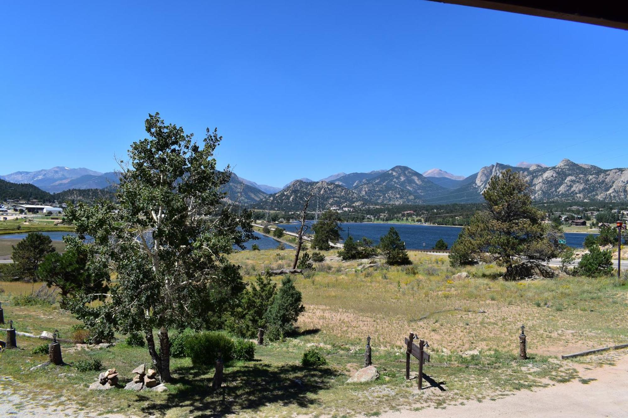 Hotel Estes