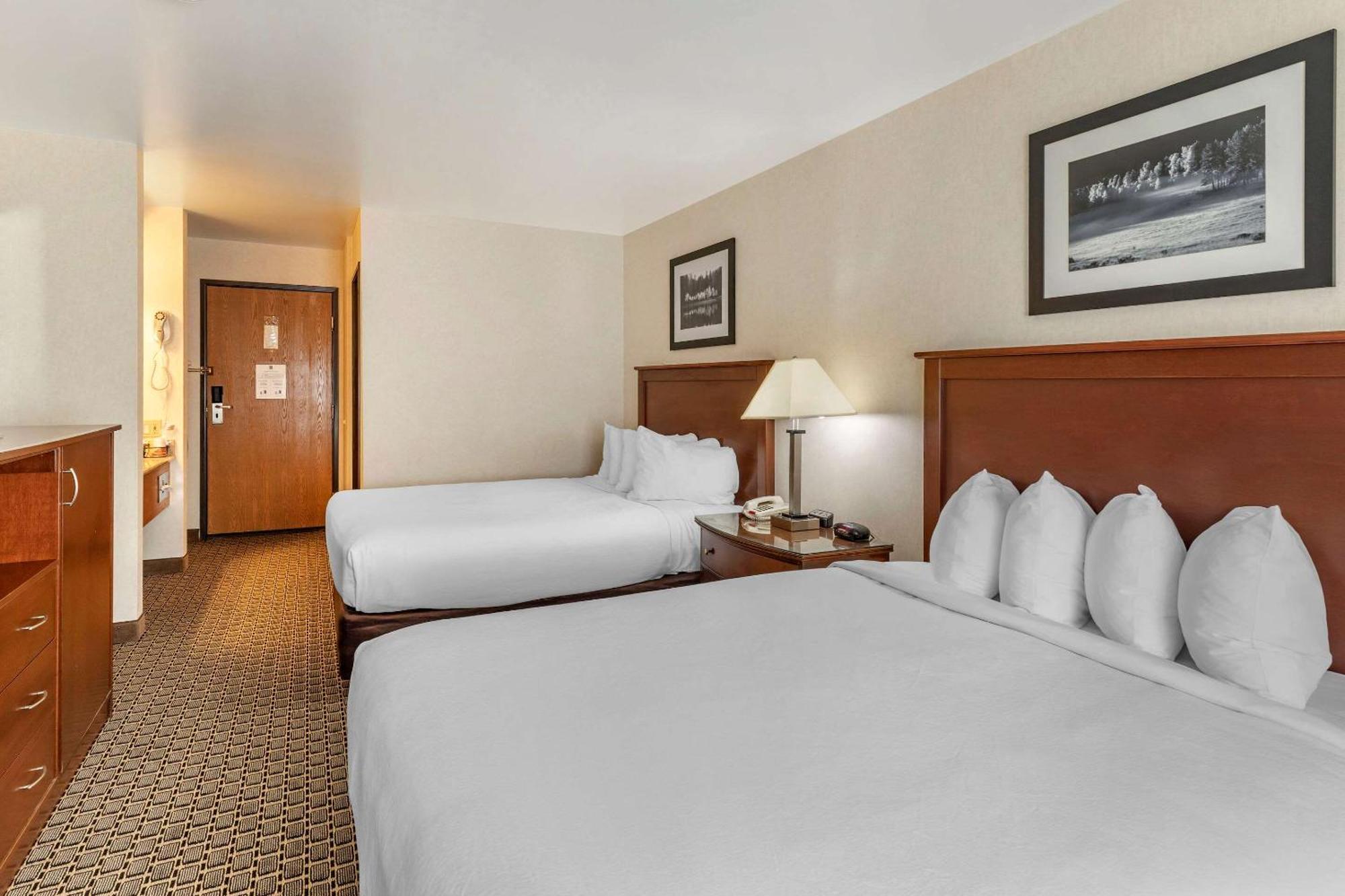 Quality & Hotel 2*