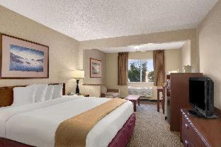 Hotel Baymont By Wyndham Golden/red Rocks Lakewood