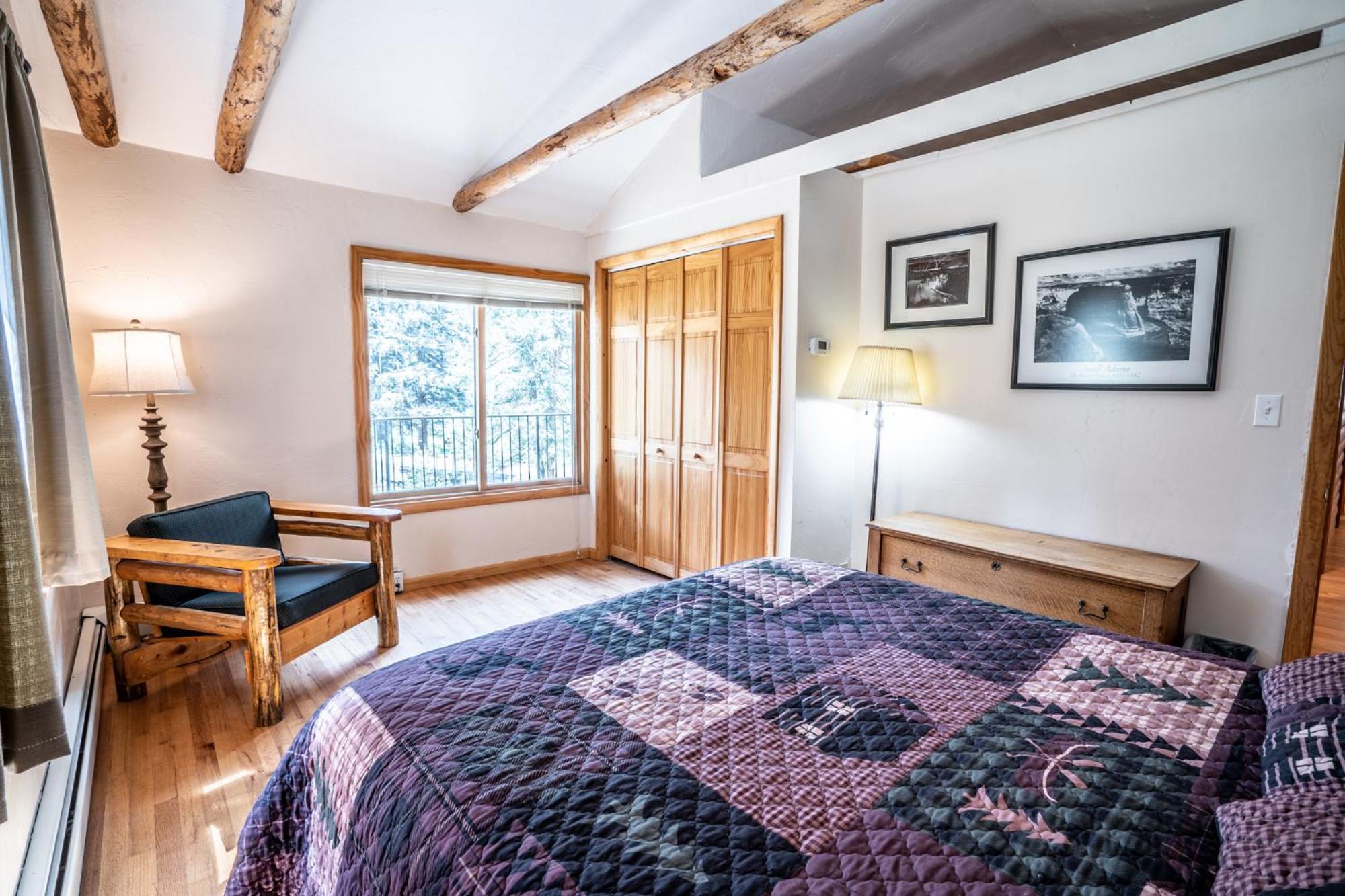Colorado Bear Creek Lodge Evergreen