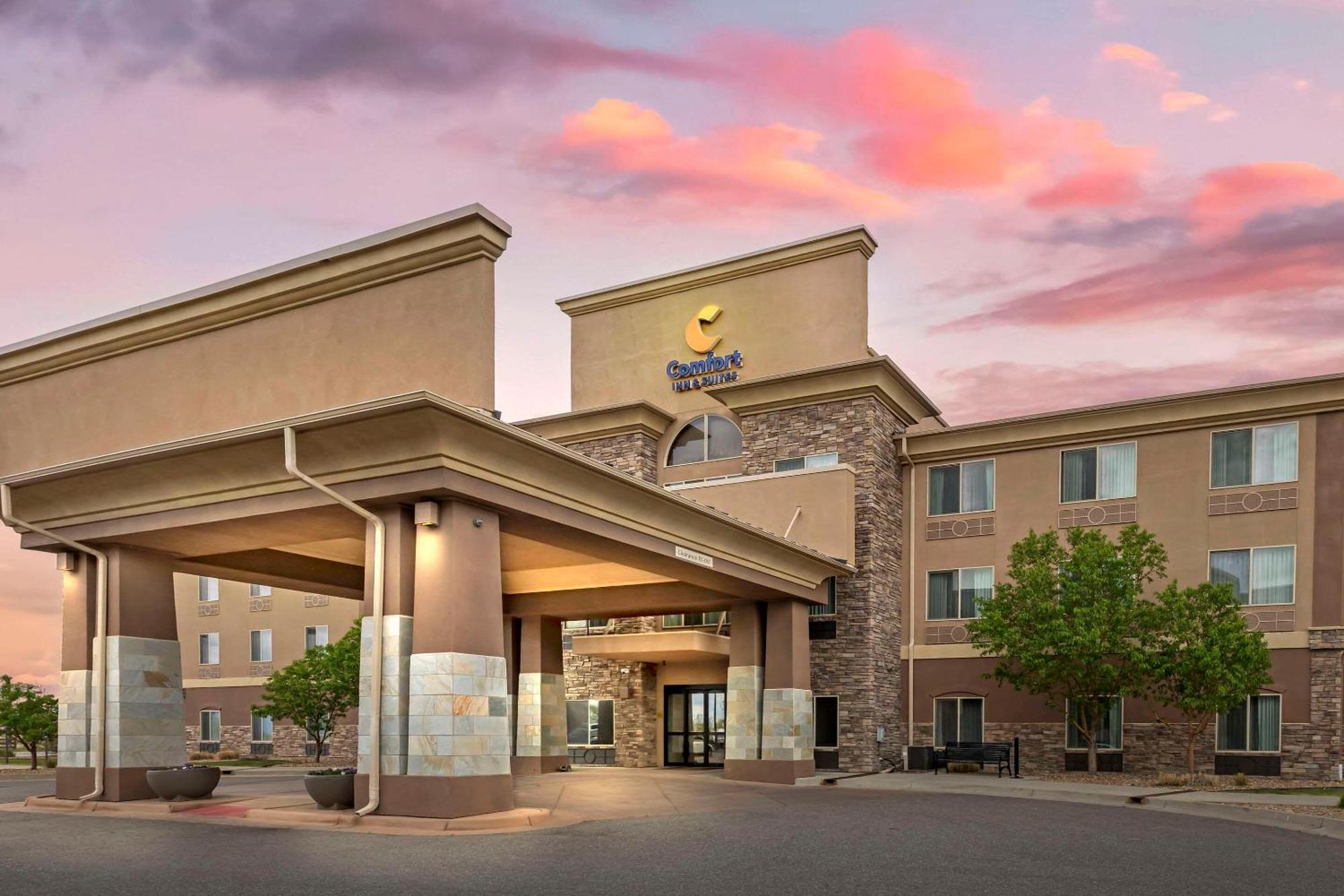 Hotel Comfort & Denver Ne Medical Center Brighton