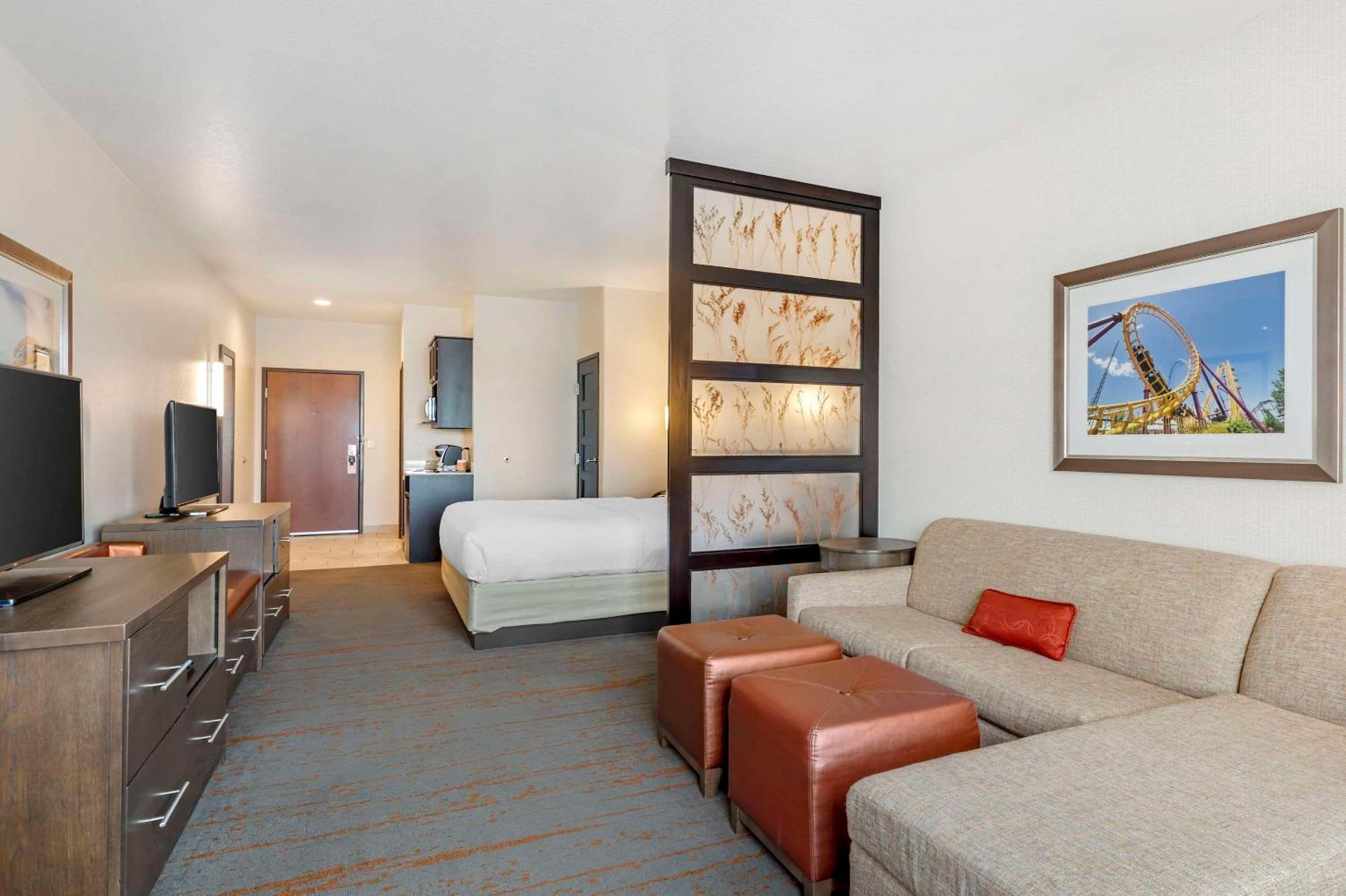 Comfort & Denver Ne Medical Center 2*