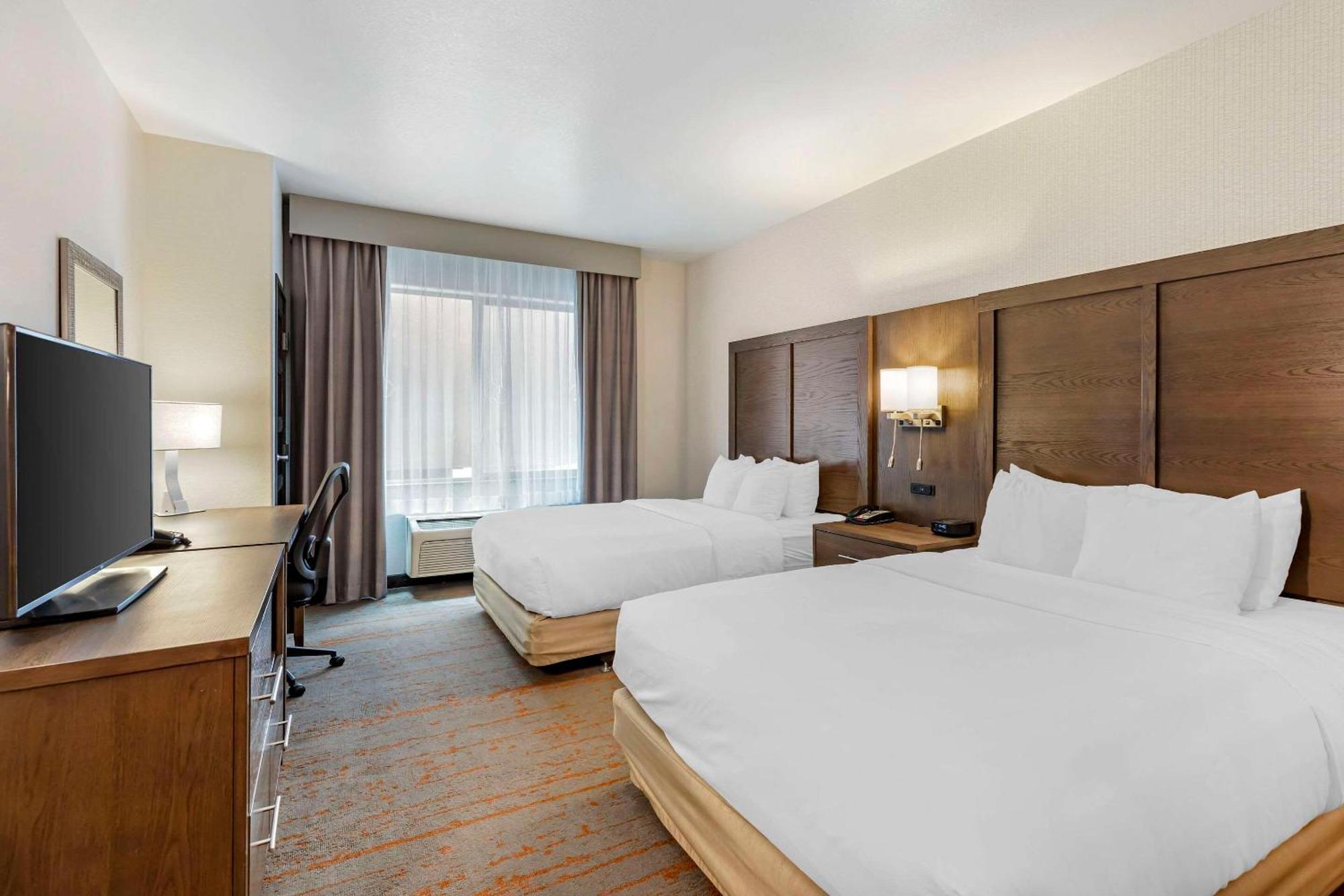 Hotel Comfort & Denver Ne Medical Center