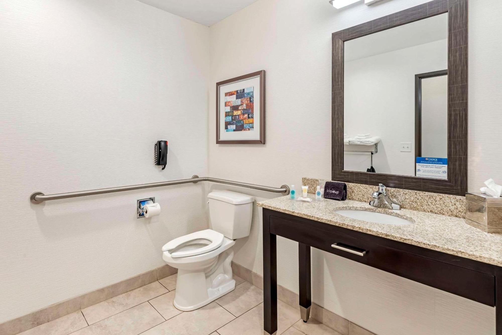 Comfort & Denver Ne Medical Center Hotel Brighton