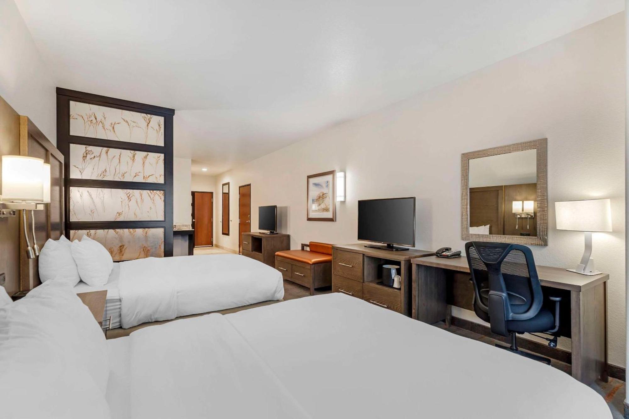 Hotel Comfort & Denver Ne Medical Center Brighton