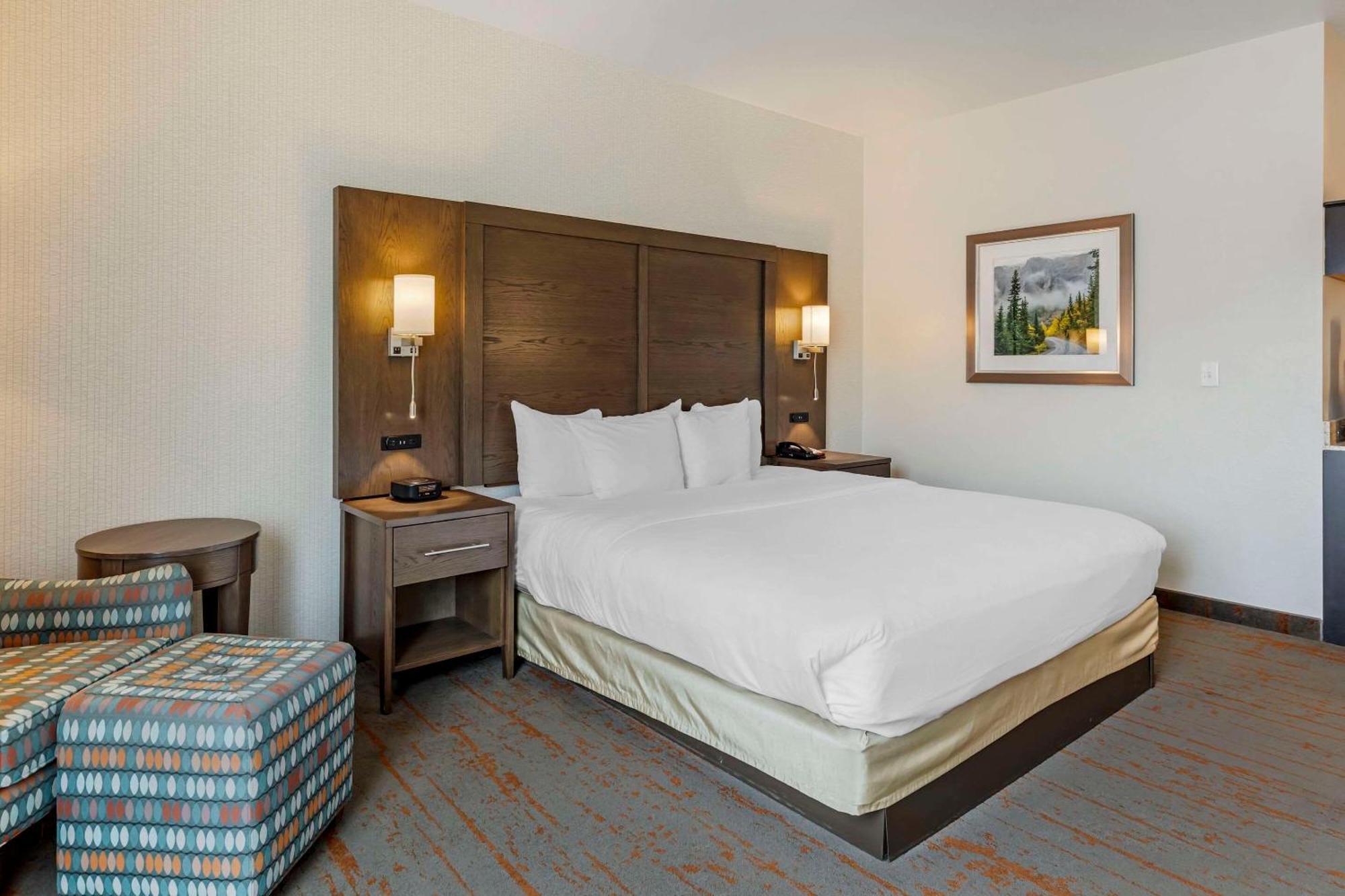 Comfort & Denver Ne Medical Center Hotel