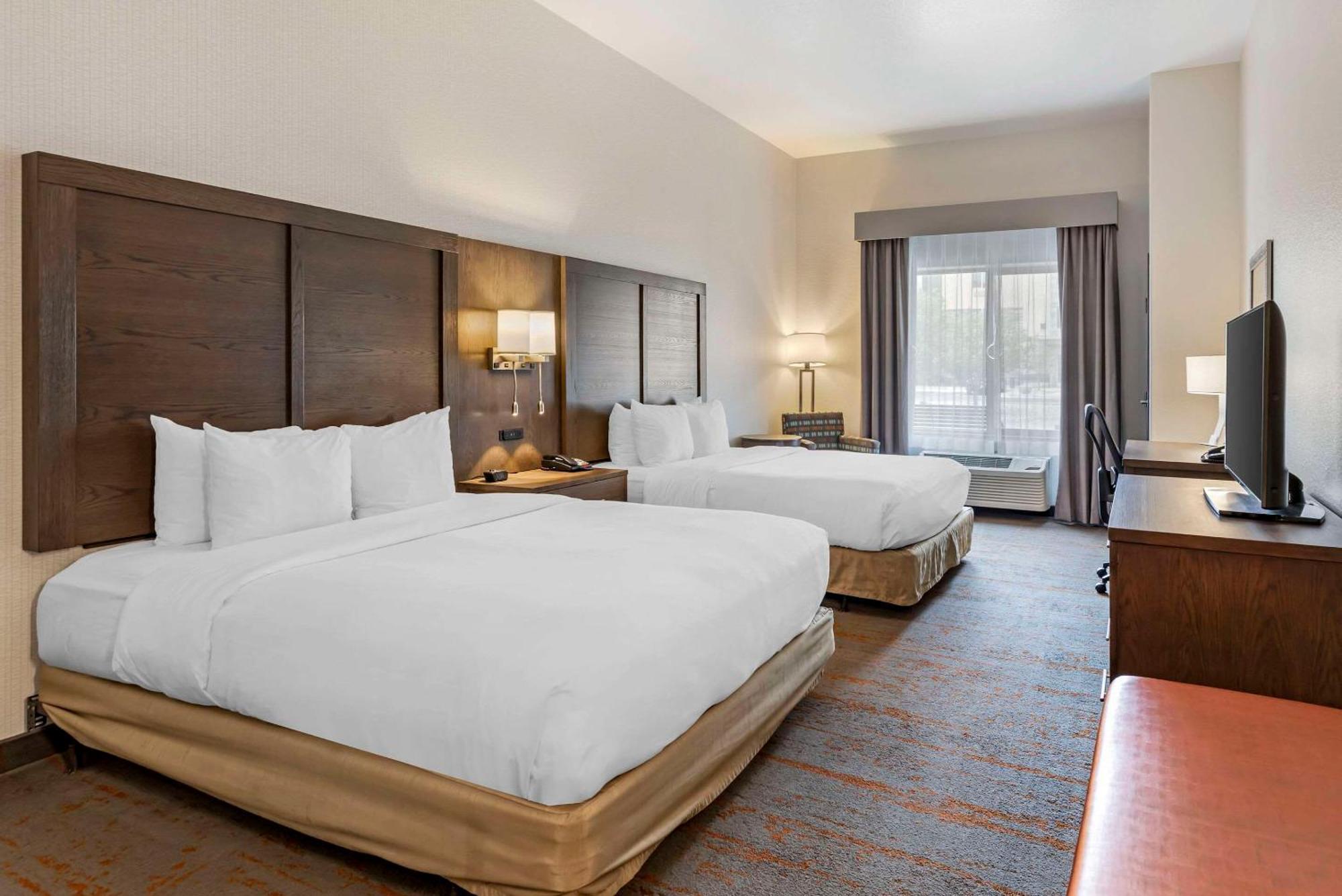 Hotel Comfort & Denver Ne Medical Center