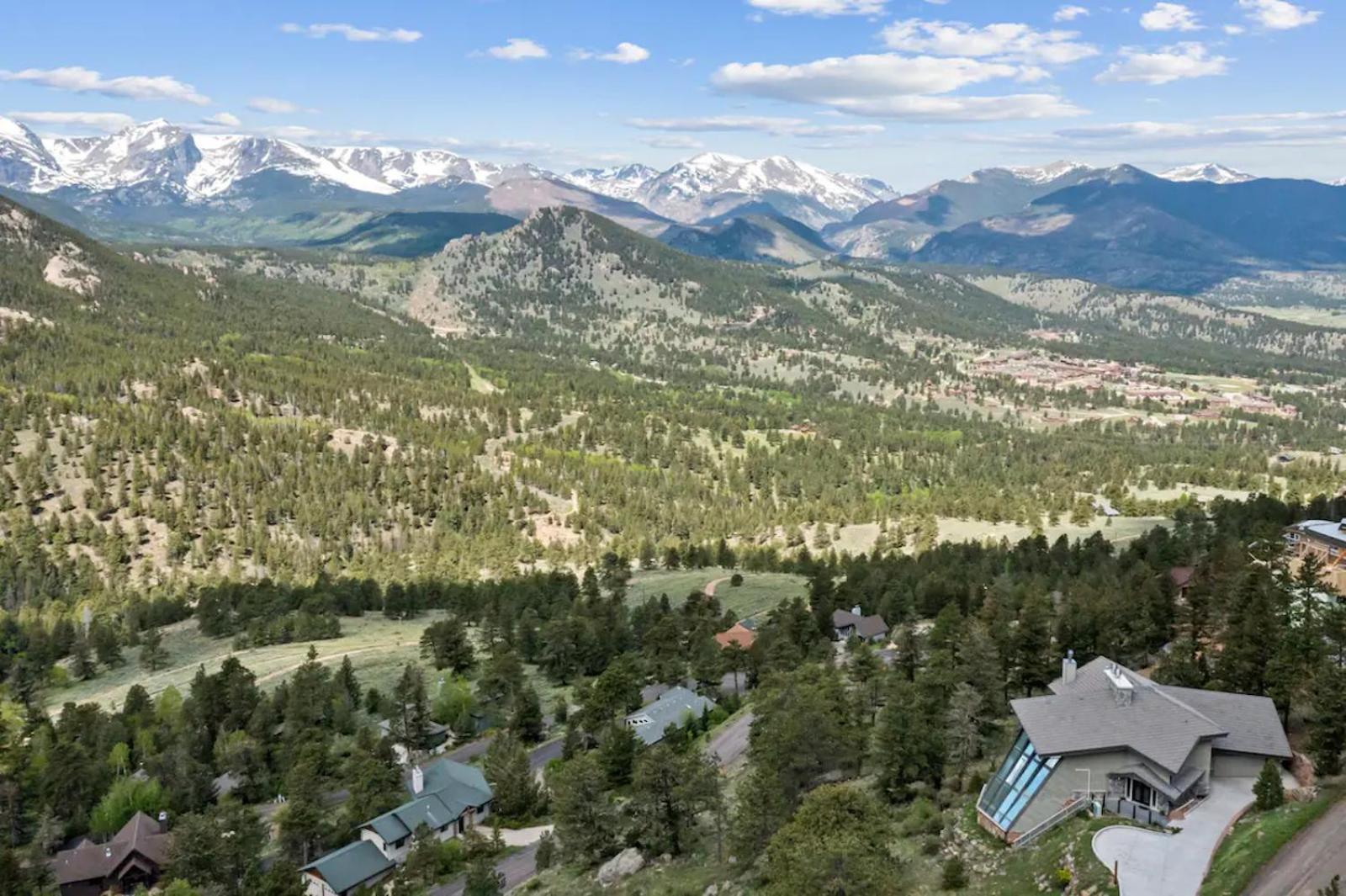 Casa De Cristal-epic Views-hottub-sauna-sleeps 10-luxury Linens-stocked Kitchen Holiday home