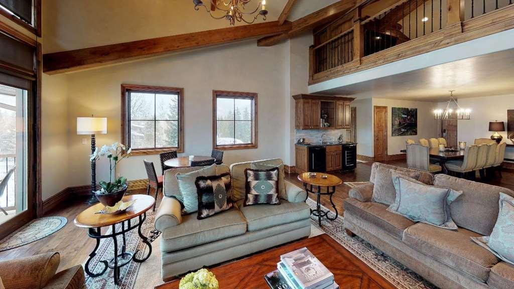 Manor * Vail