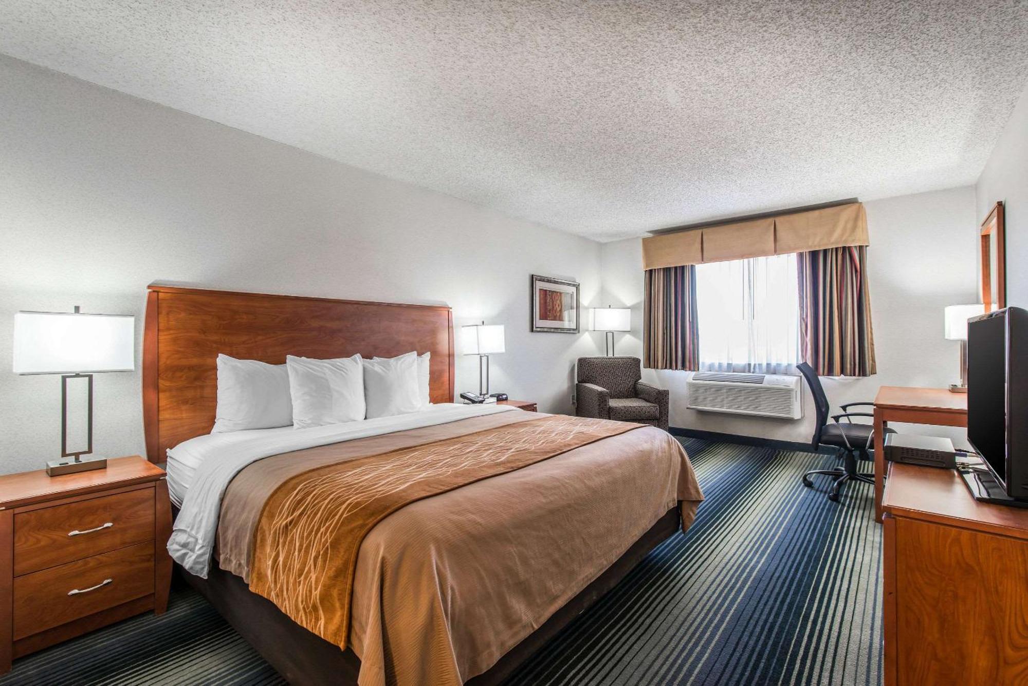 Quality Denver Inn 2*