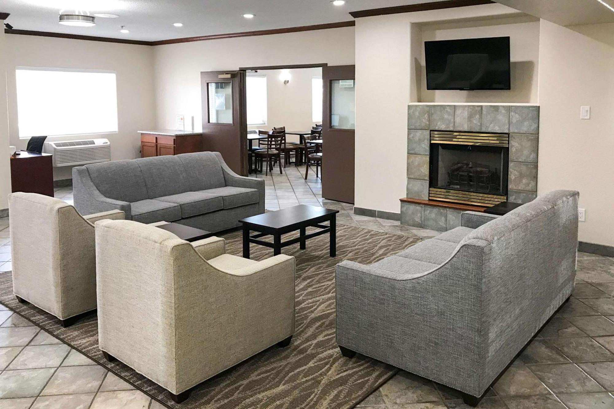 Quality Denver Inn 2*