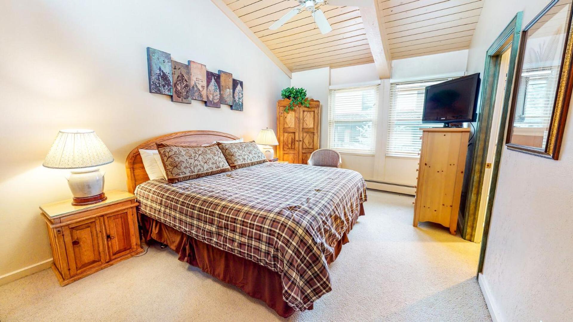 Interlude 3-bedroom Unit 302 Snowmass Village