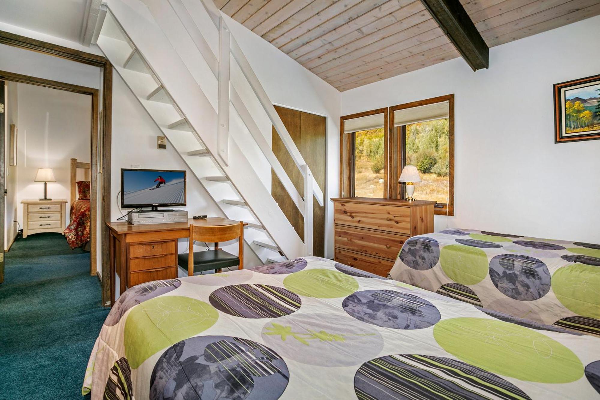 Apartment Woodbridge By Snowmass Vacations