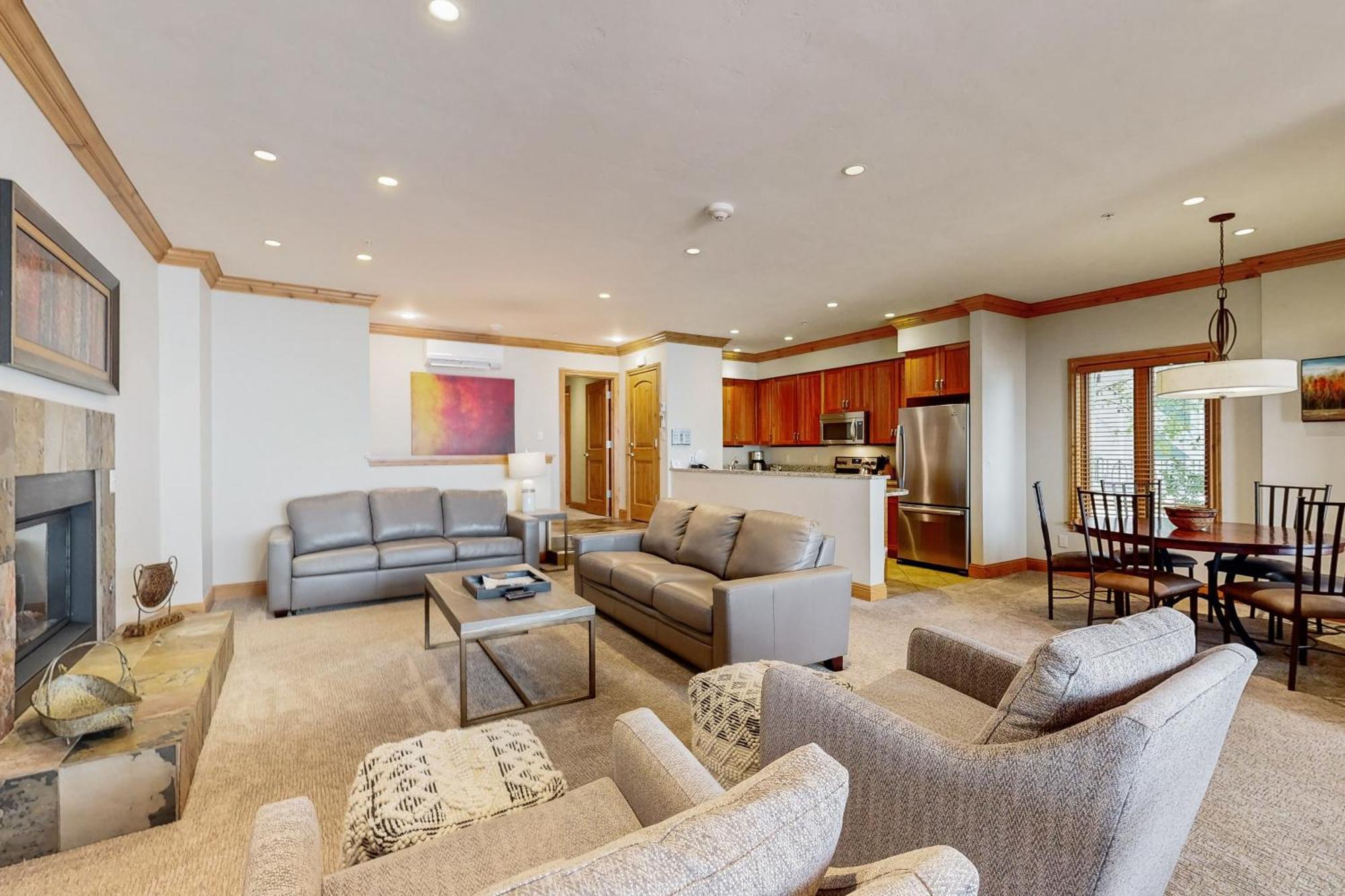 Lion Square Apartment Vail