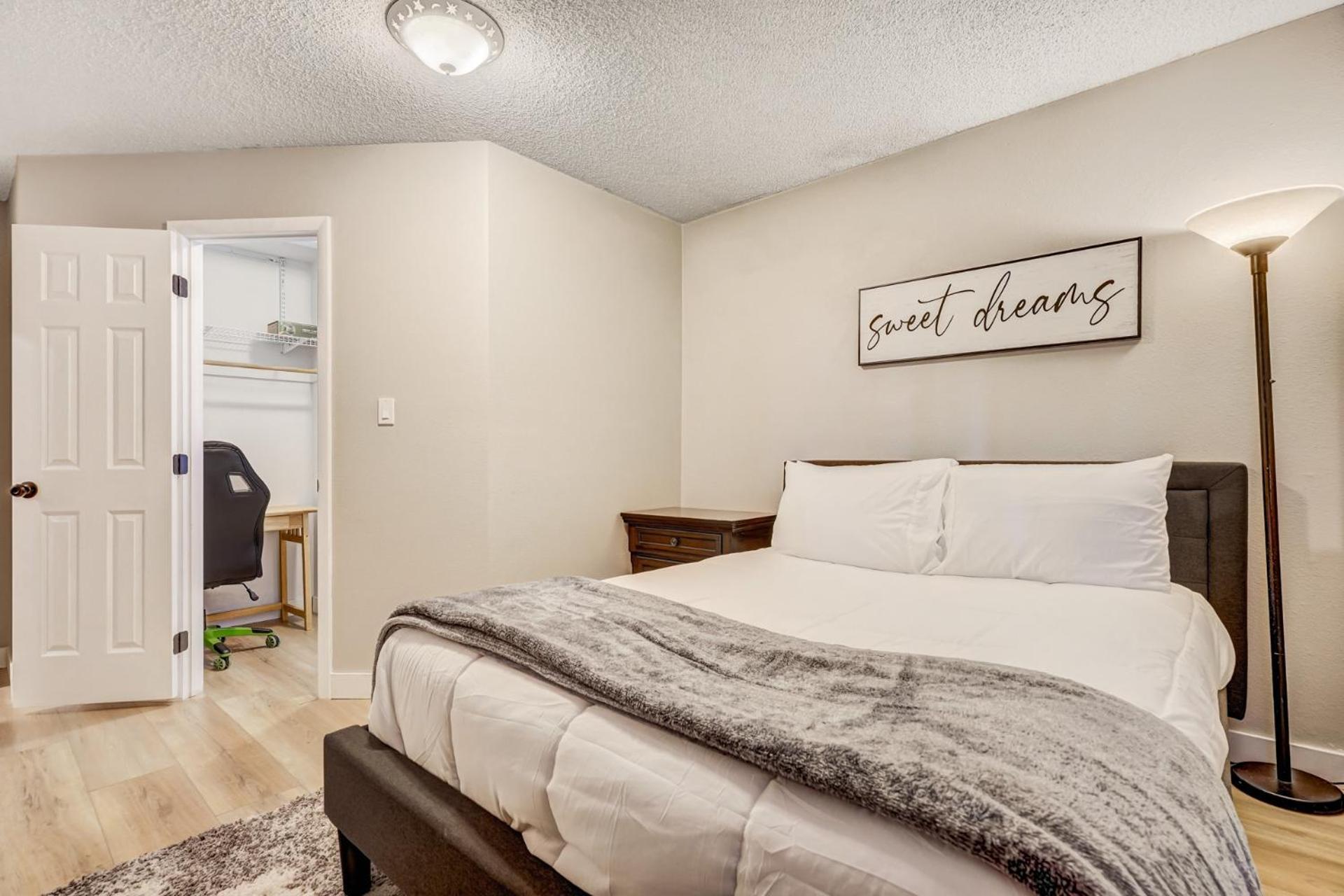 Holiday home El Dorado- Cozy Retreat-hot Tub-upper Level *