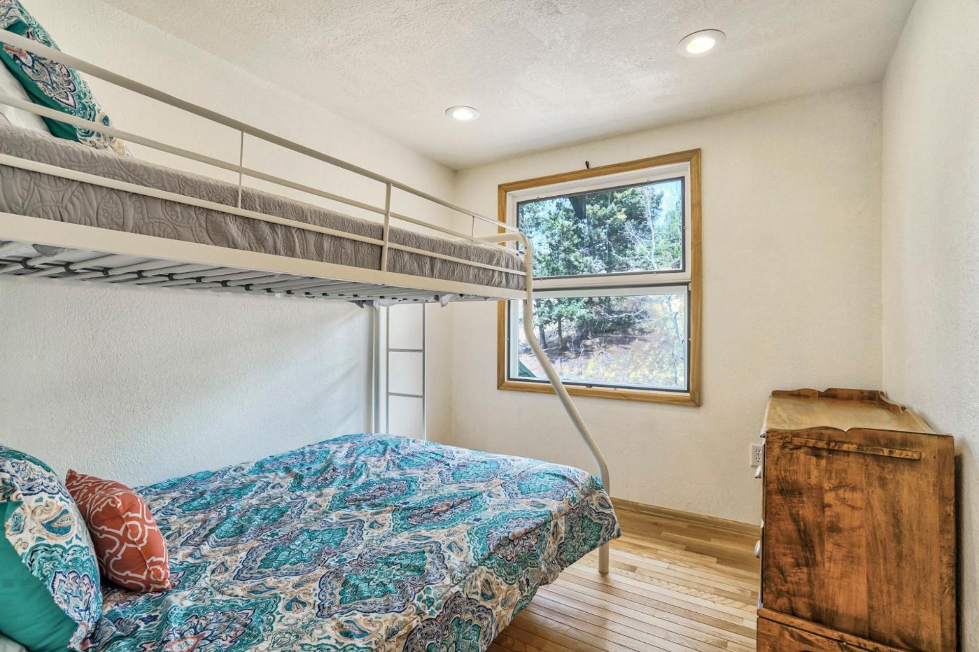 Holiday home Pikes Peak Stunning Views! Hot Tub! Pet Friendly! Woodland Park