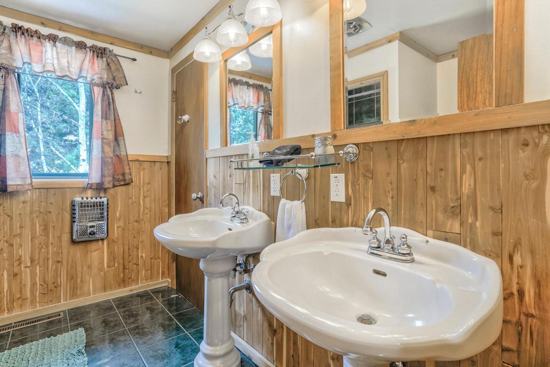 Pikes Peak Stunning Views! Hot Tub! Pet Friendly! Holiday home Woodland Park