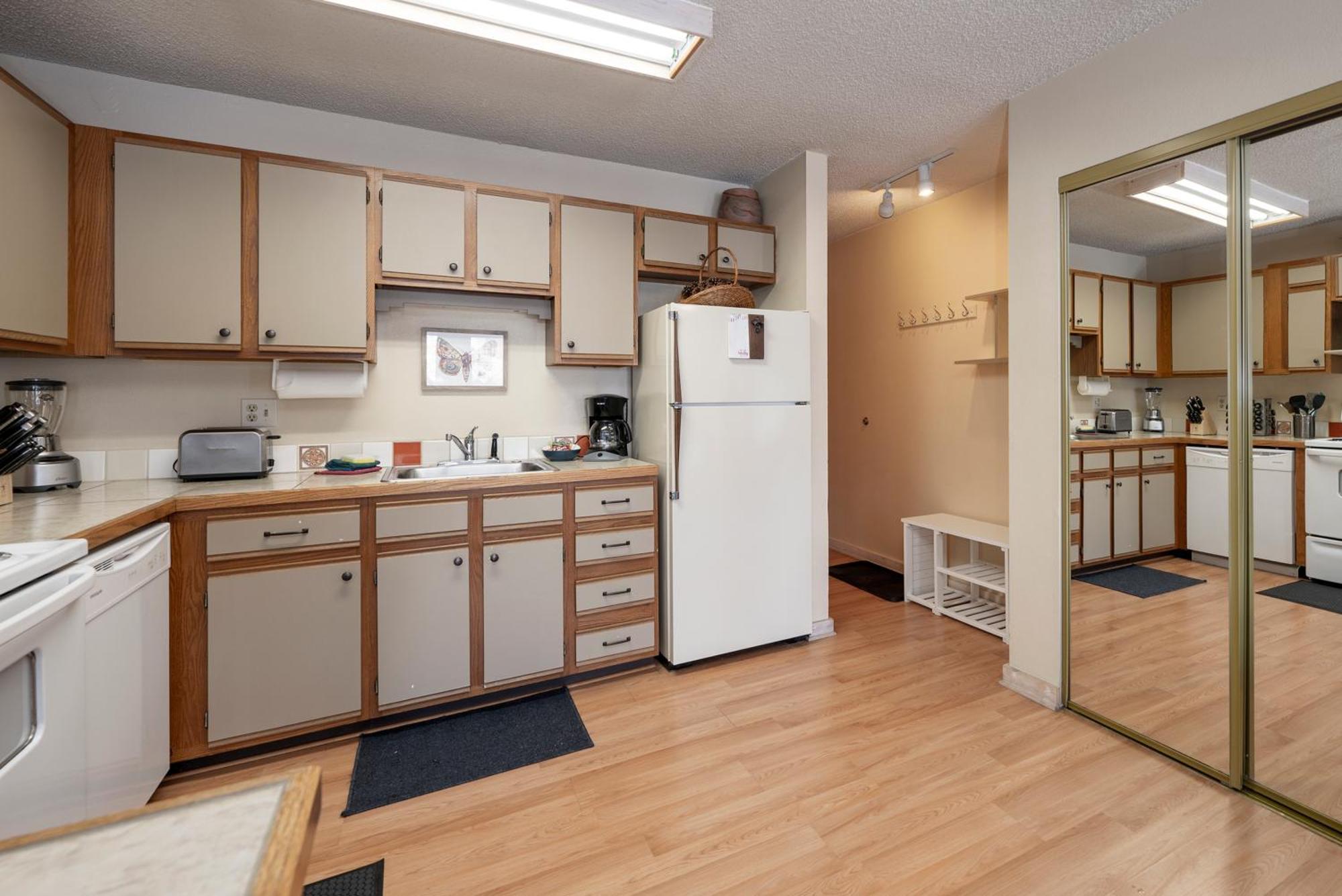 Snowblaze E102 Holiday home