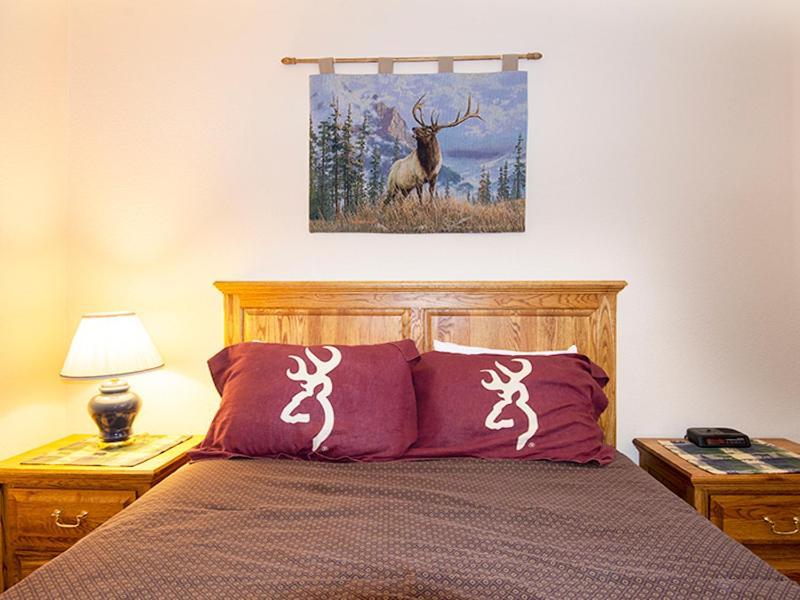 Meadow Ridge Court 28 Unit 6 * Fraser
