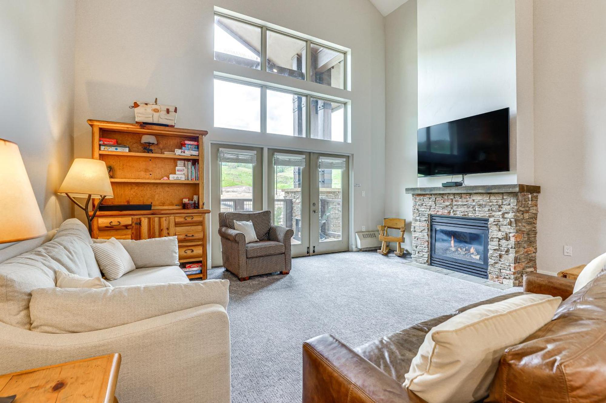 Apartment Ski-inandski-out Penthouse With Mountain Views! Granby