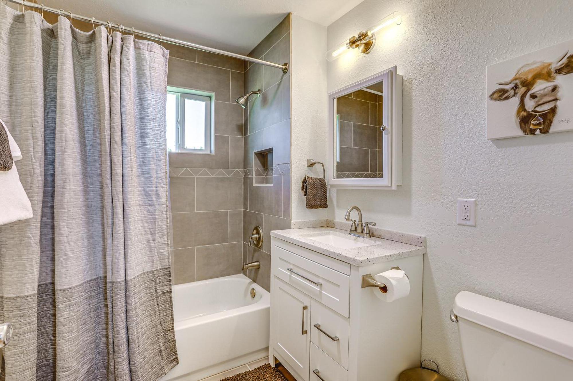 Charming With Mountain Views And Fire Pit Dolores