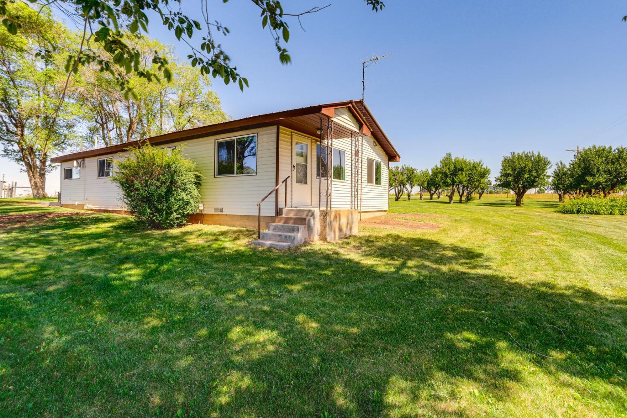 Charming With Mountain Views And Fire Pit *