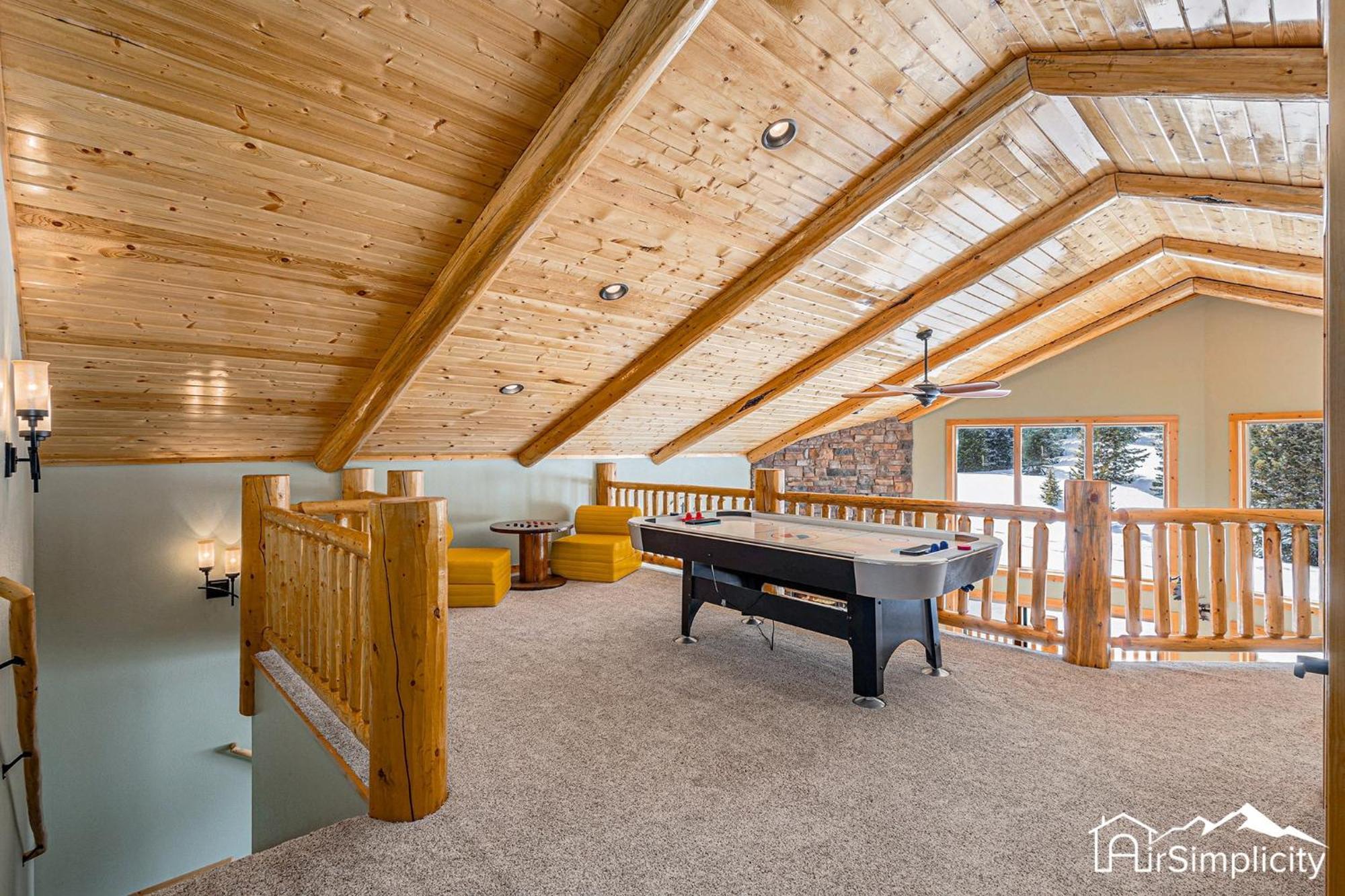 Secluded Log 10 Acres, Soaker Tub Fairplay