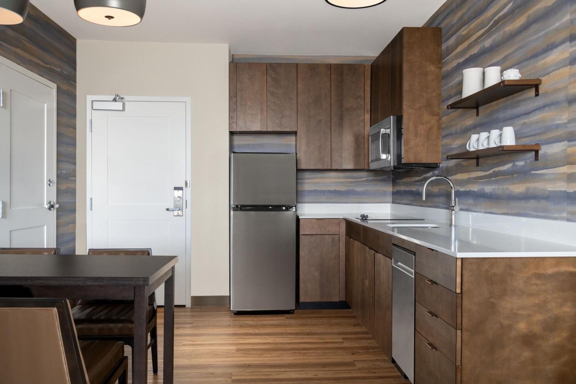 By Marriott Denver West Hotel 3*