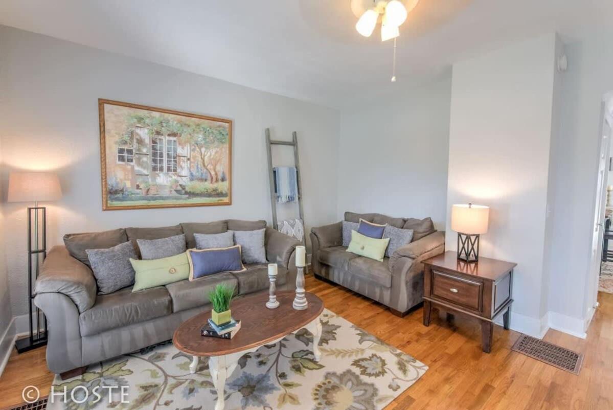 *h New!* Centrally Located 3bdrm Traveler's Near Downtown Apartment *