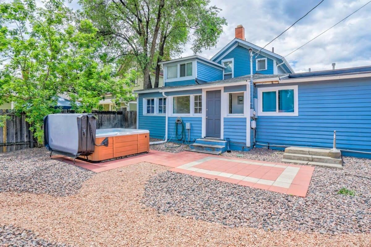 Apartment *h New!* Centrally Located 3bdrm Traveler's Near Downtown Colorado Springs