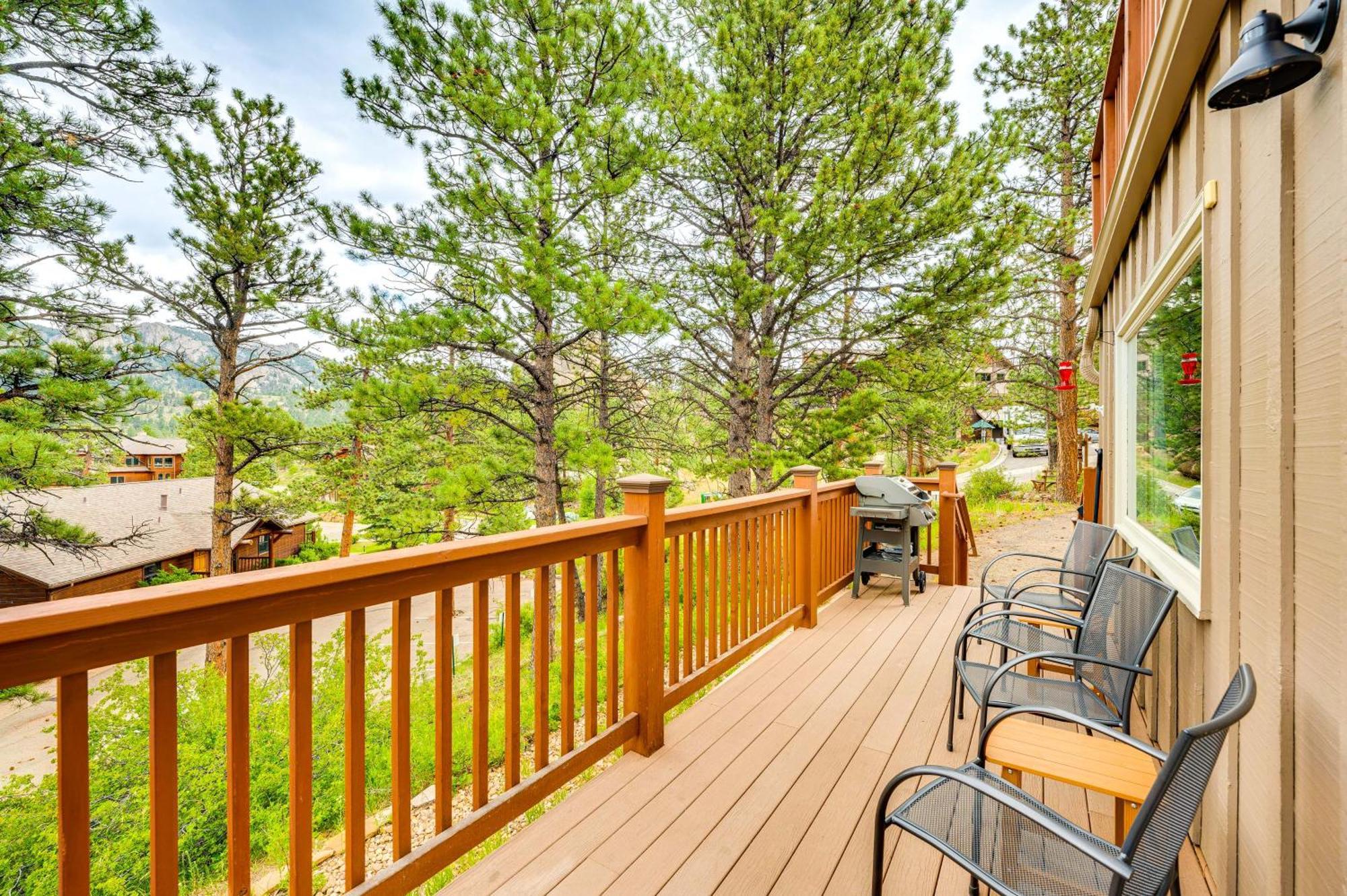 Apartment With Deck And Views About 3 Miles To Rmnp Estes Park