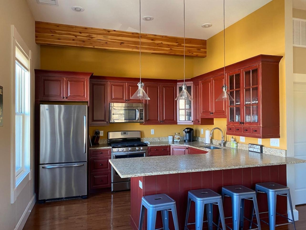 Ednas Place, Downtown Holiday home