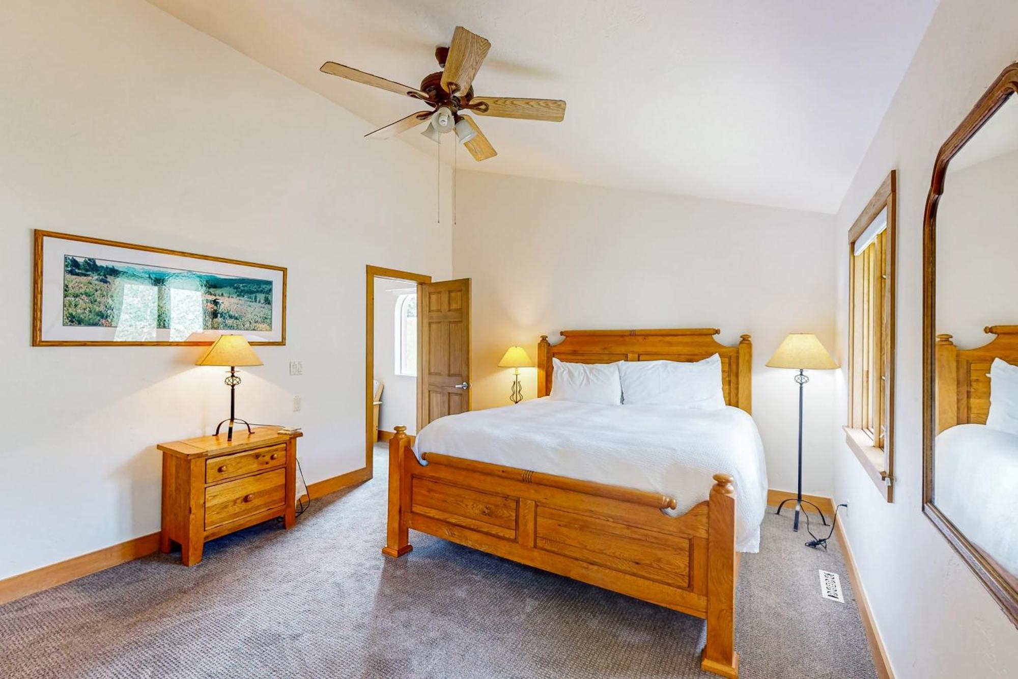 Vail City Bungalow *
