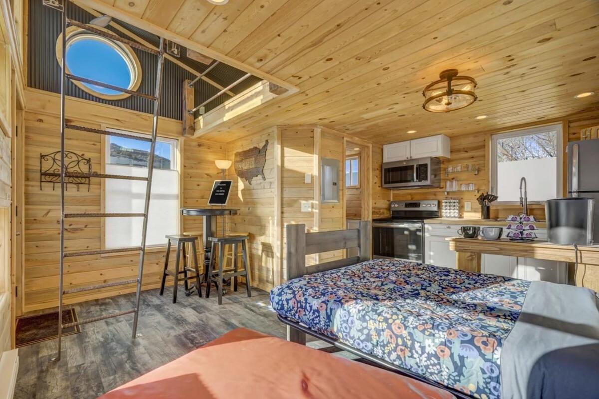 Holiday home Red Rock Treehouse Unique In Old Colorado Colorado Springs