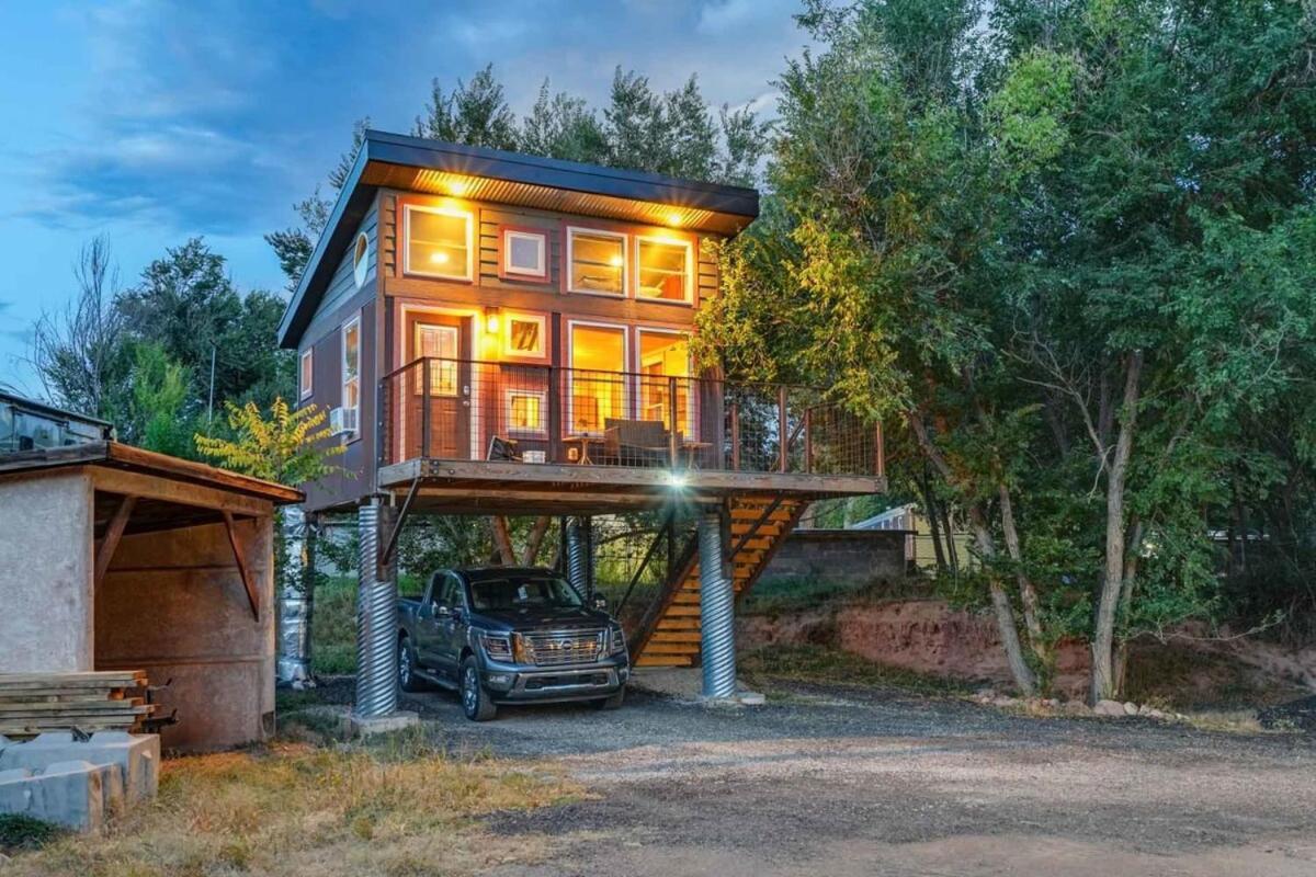 Red Rock Treehouse Unique In Old Colorado Colorado Springs