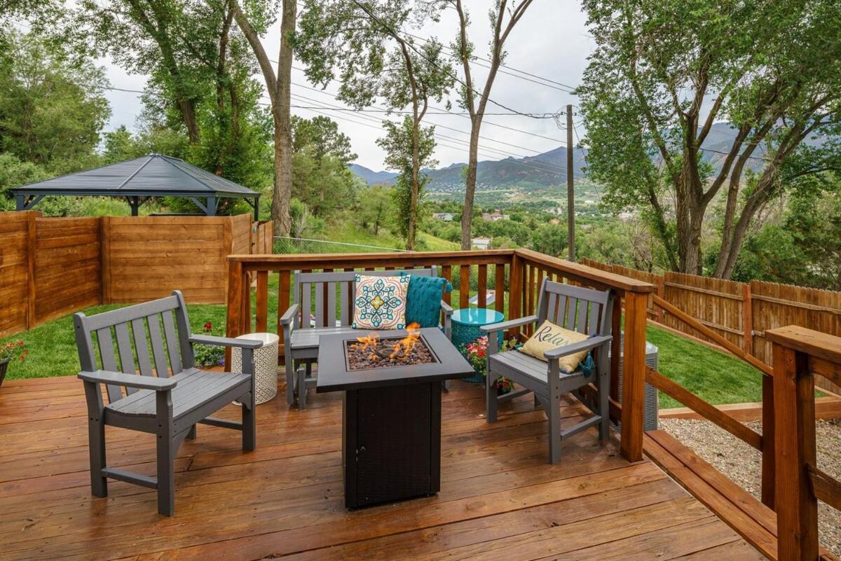 Kings Overlook Hot Tub W Pikes Peak Views Holiday home *